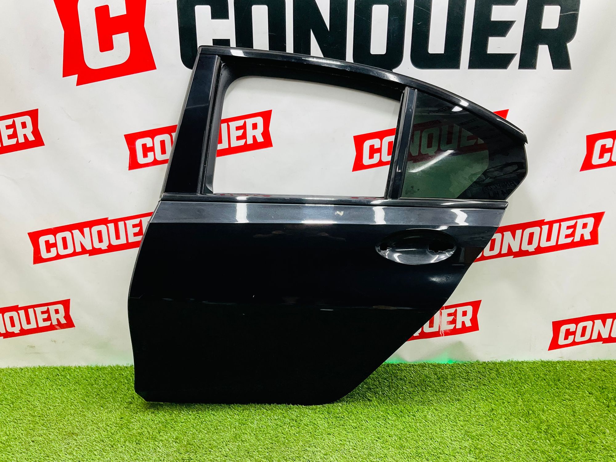 https://ycs.partsauto.market/partsauto-images/thmbs/userImages/h353NjtZg3VDP19b5HMt7LlpbQ93/part/68bc8f0c-57ec-4405-a3f6-8f72c1d9c505_1781527065649.jpg