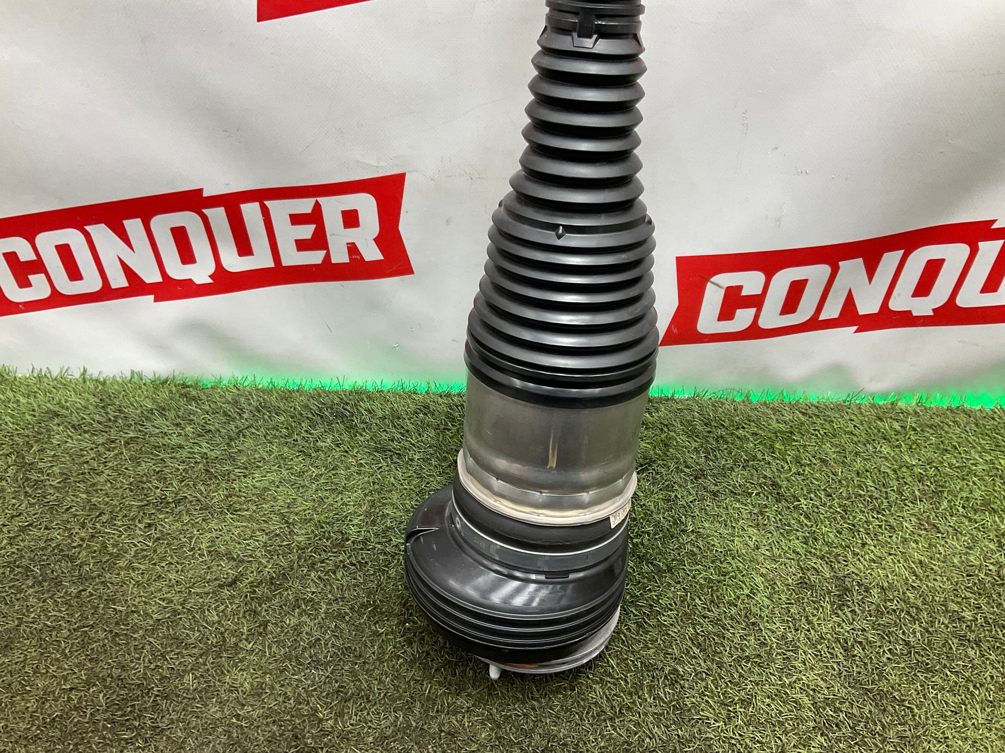 Стойка пневмоподвески задняя левая Mercedes-Benz S-Класс W223, 90000 рублей, Москва