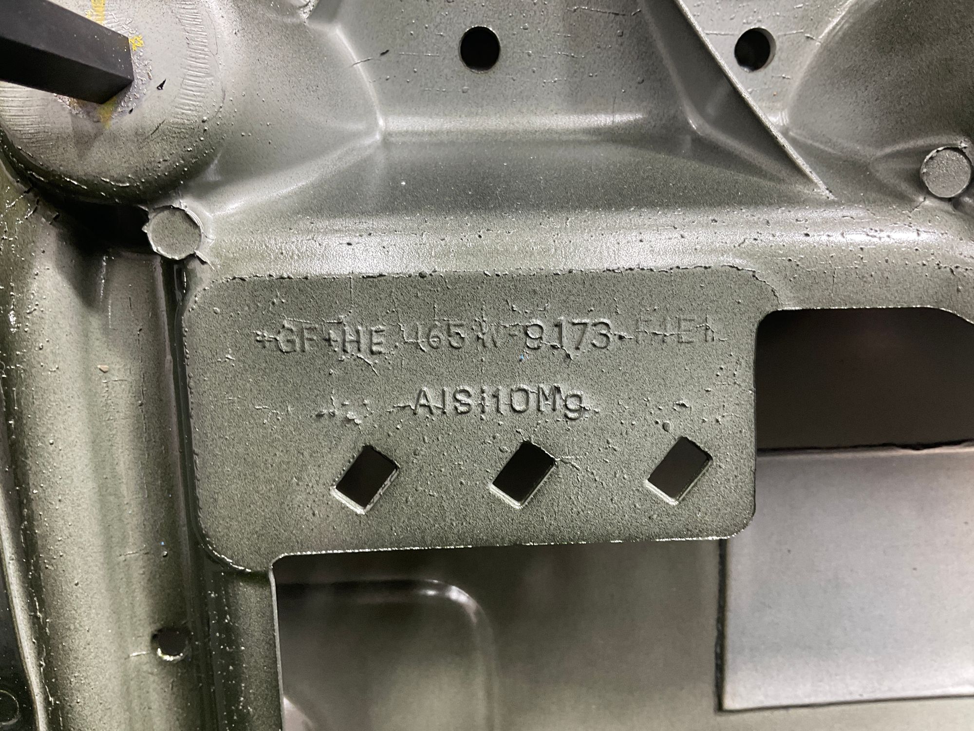 https://ycs.partsauto.market/partsauto-images/thmbs/userImages/h353NjtZg3VDP19b5HMt7LlpbQ93/part/68f5cdea-7ab2-4c54-9def-990342d31c0b_1741956043364.jpg