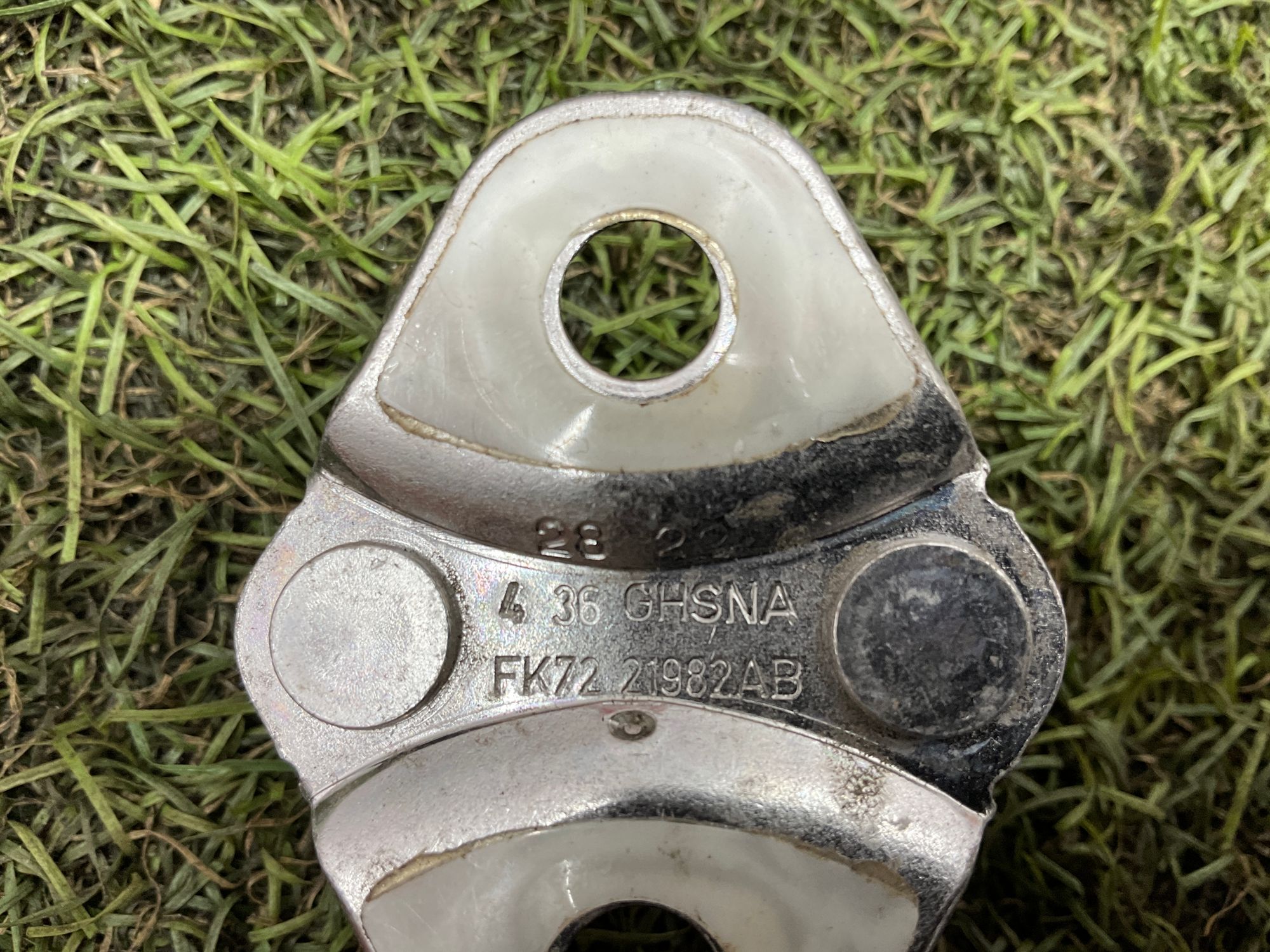 Ответная часть замка двери Land Rover Defender, II 2022, 500 рублей, Москва