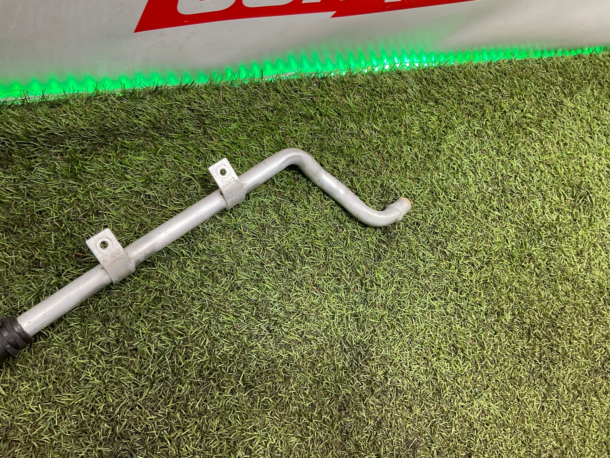 Патрубок отопителя Land Rover Defender II L663 2022, 8000 рублей, Москва