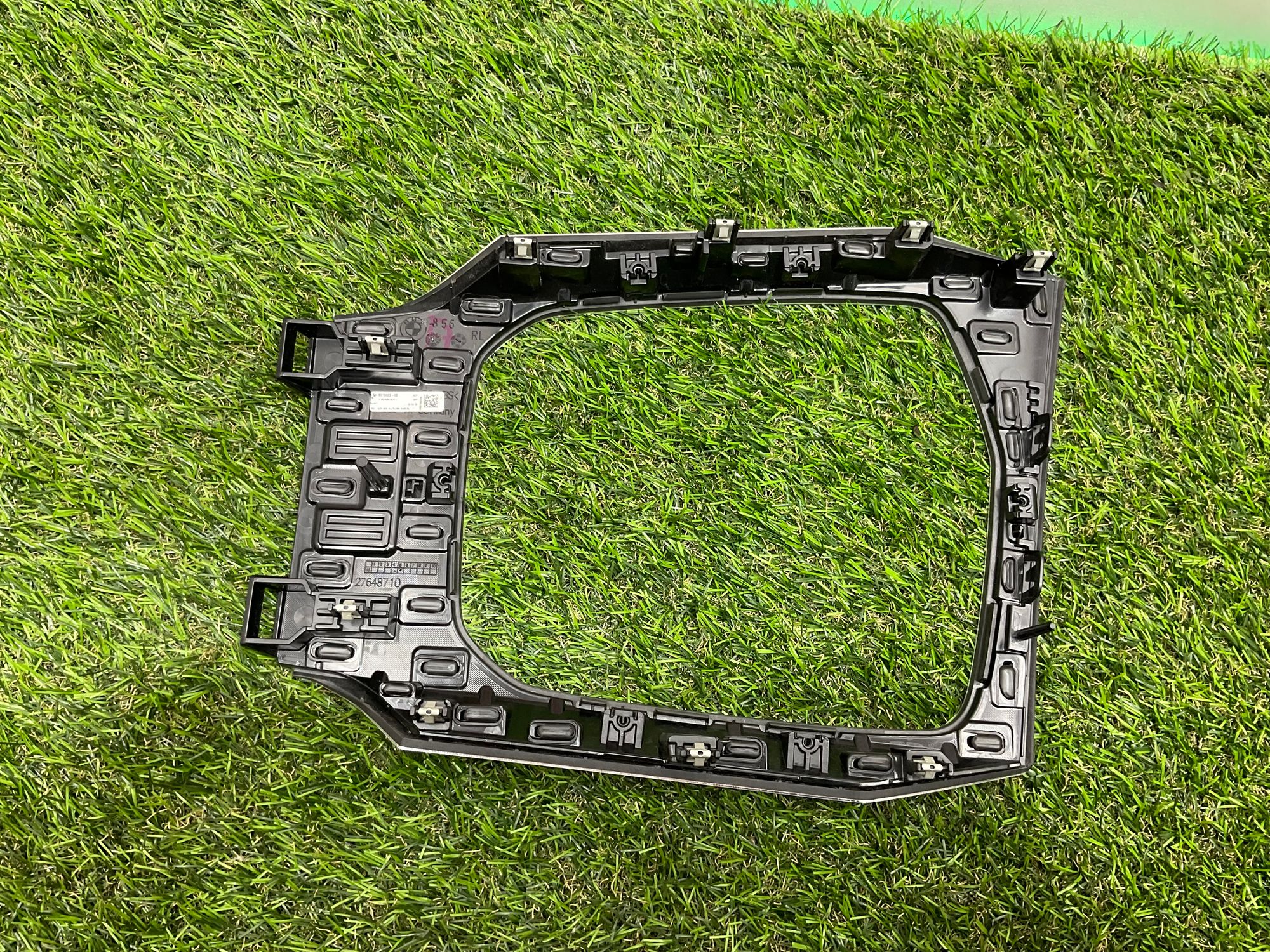 https://ycs.partsauto.market/partsauto-images/thmbs/userImages/h353NjtZg3VDP19b5HMt7LlpbQ93/part/69c85e75-1af3-42d7-9aeb-6a98c7150c6a_1781522509969.jpg