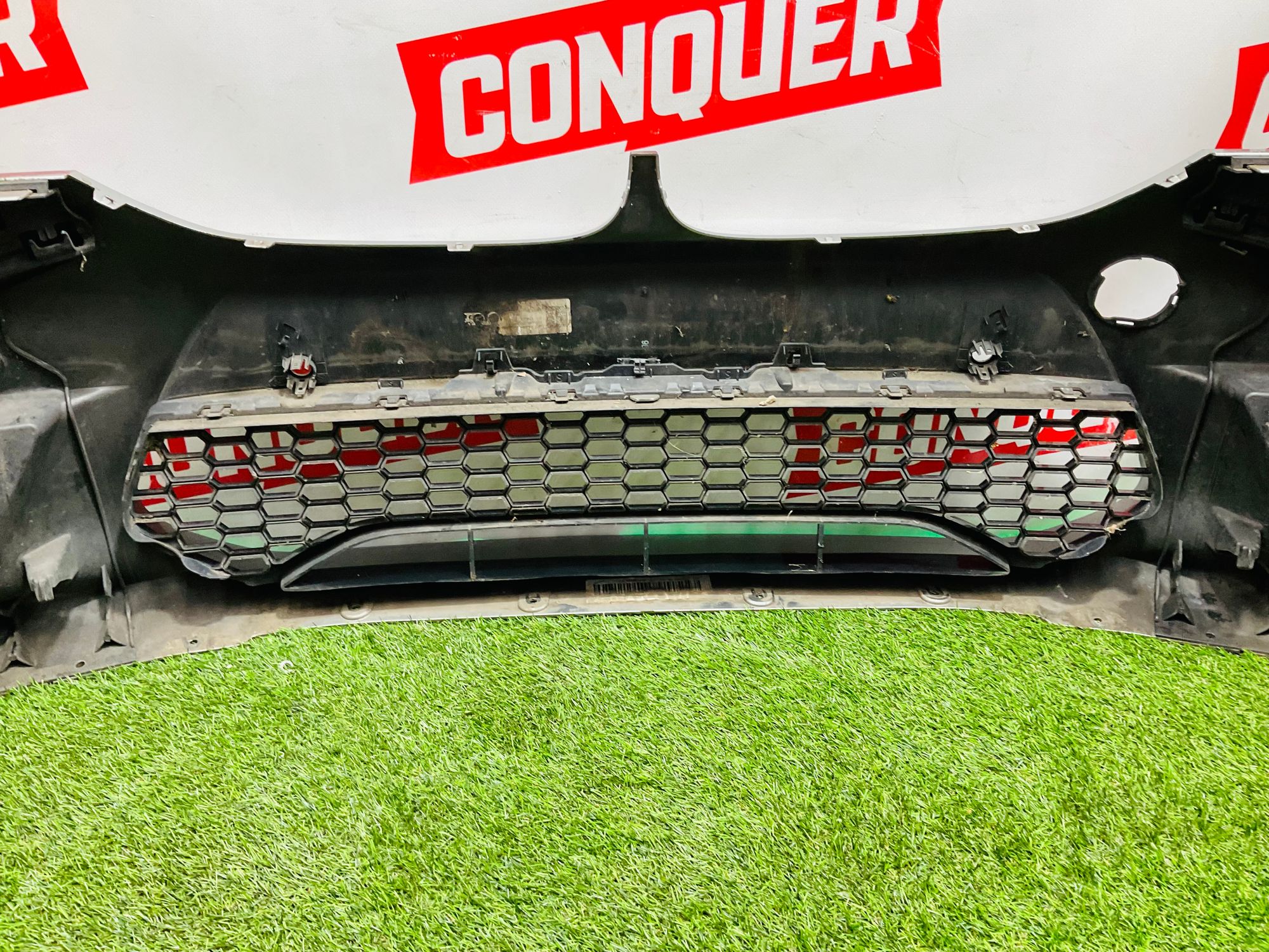 https://ycs.partsauto.market/partsauto-images/thmbs/userImages/h353NjtZg3VDP19b5HMt7LlpbQ93/part/69e27a25-05a2-4409-a2c5-6bf253ca94ec_1783672544310.jpg