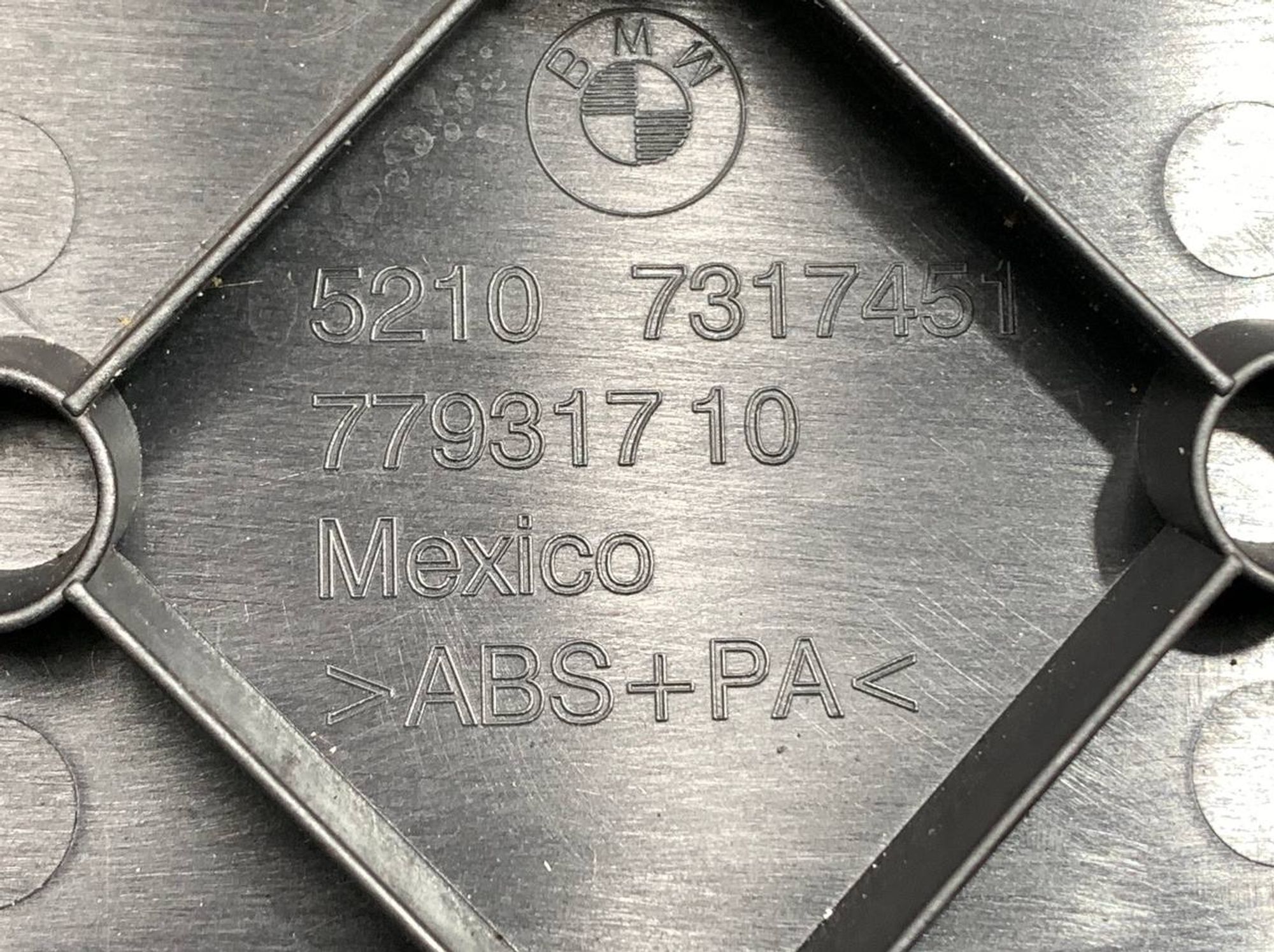 https://ycs.partsauto.market/partsauto-images/thmbs/userImages/h353NjtZg3VDP19b5HMt7LlpbQ93/part/6b40c589-3710-4eaf-9f3b-8bb9a5cea120_1708762347414.jpg