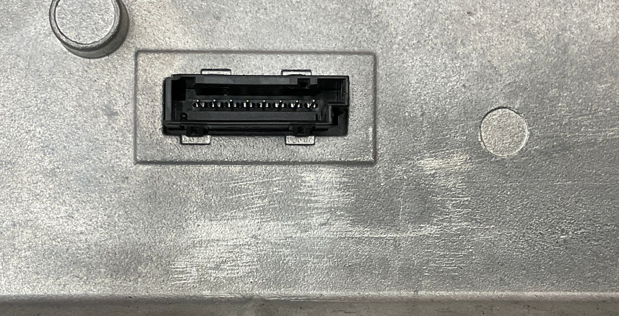 https://ycs.partsauto.market/partsauto-images/thmbs/userImages/h353NjtZg3VDP19b5HMt7LlpbQ93/part/6b4239f8-7412-4797-91b4-f88b29e6f5fc_1734449562911.jpg