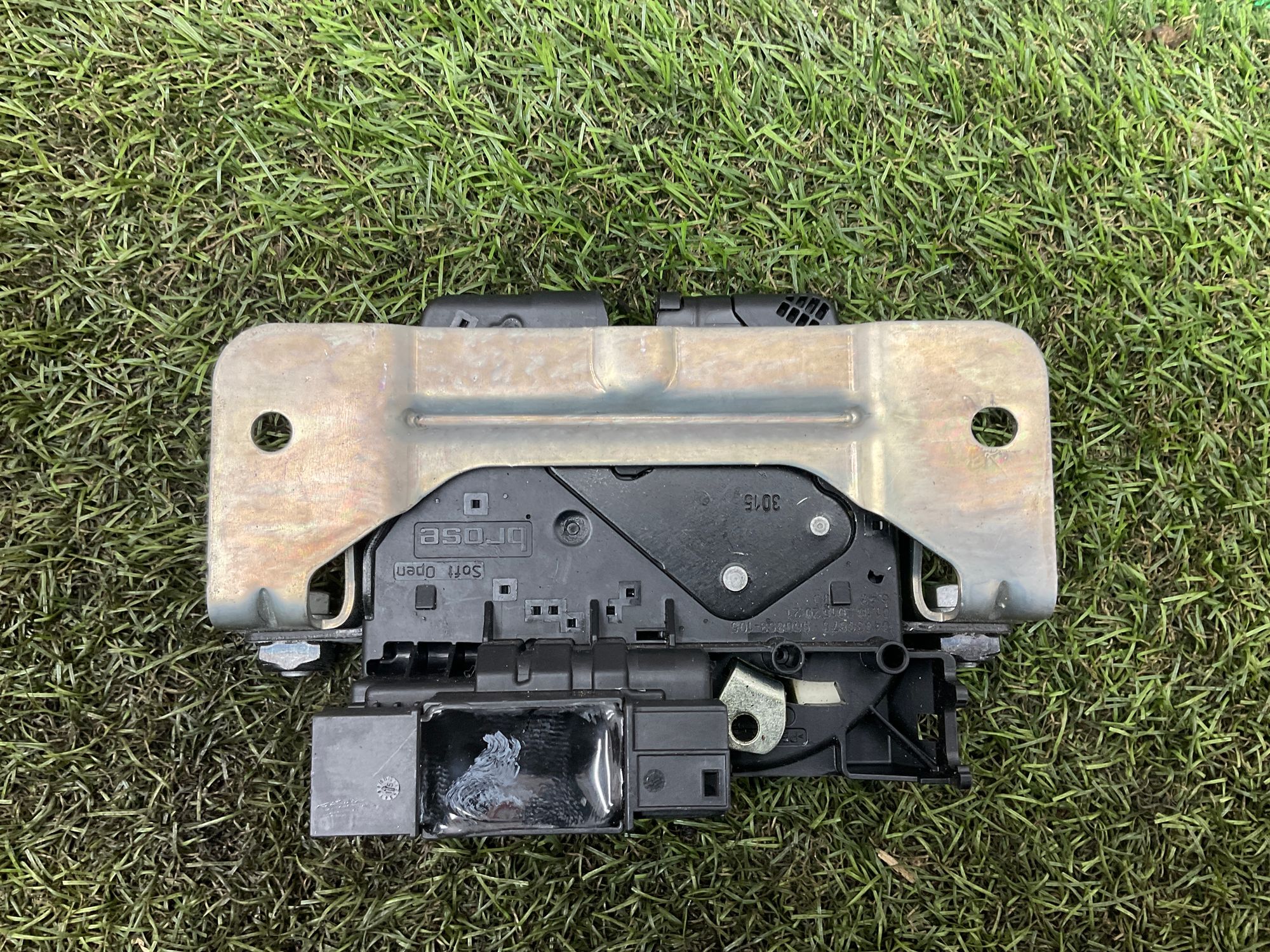 Замок двери багажника BMW X6 M, F86, 4000 рублей, Москва