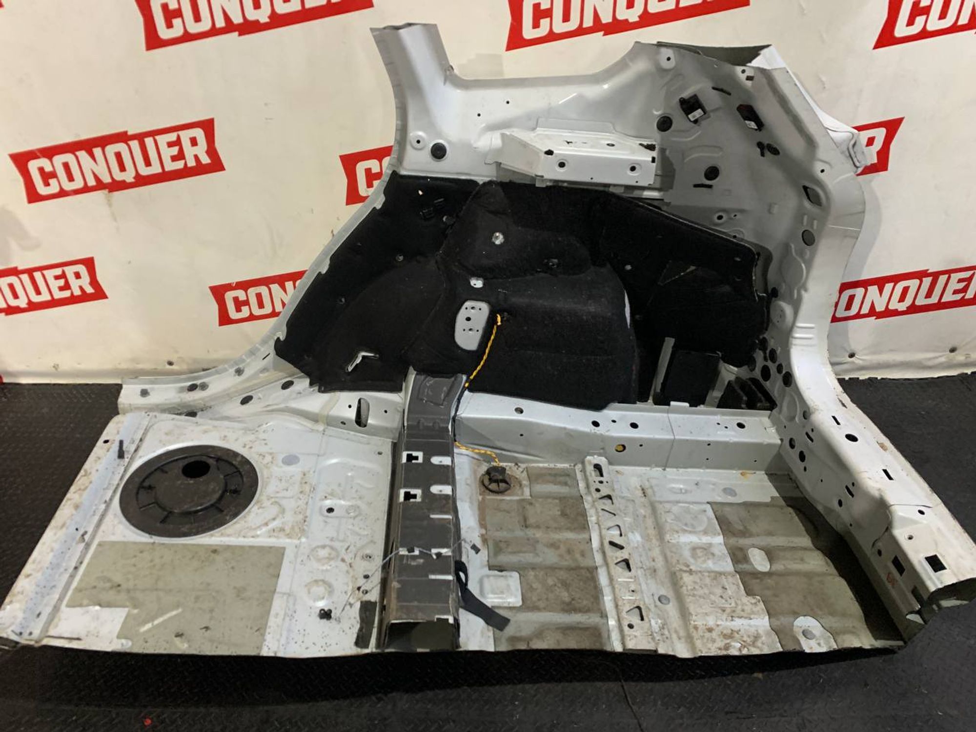 https://ycs.partsauto.market/partsauto-images/thmbs/userImages/h353NjtZg3VDP19b5HMt7LlpbQ93/part/6b7f83ad-4b8e-4818-99b7-cad329891927_1732108309283.jpg