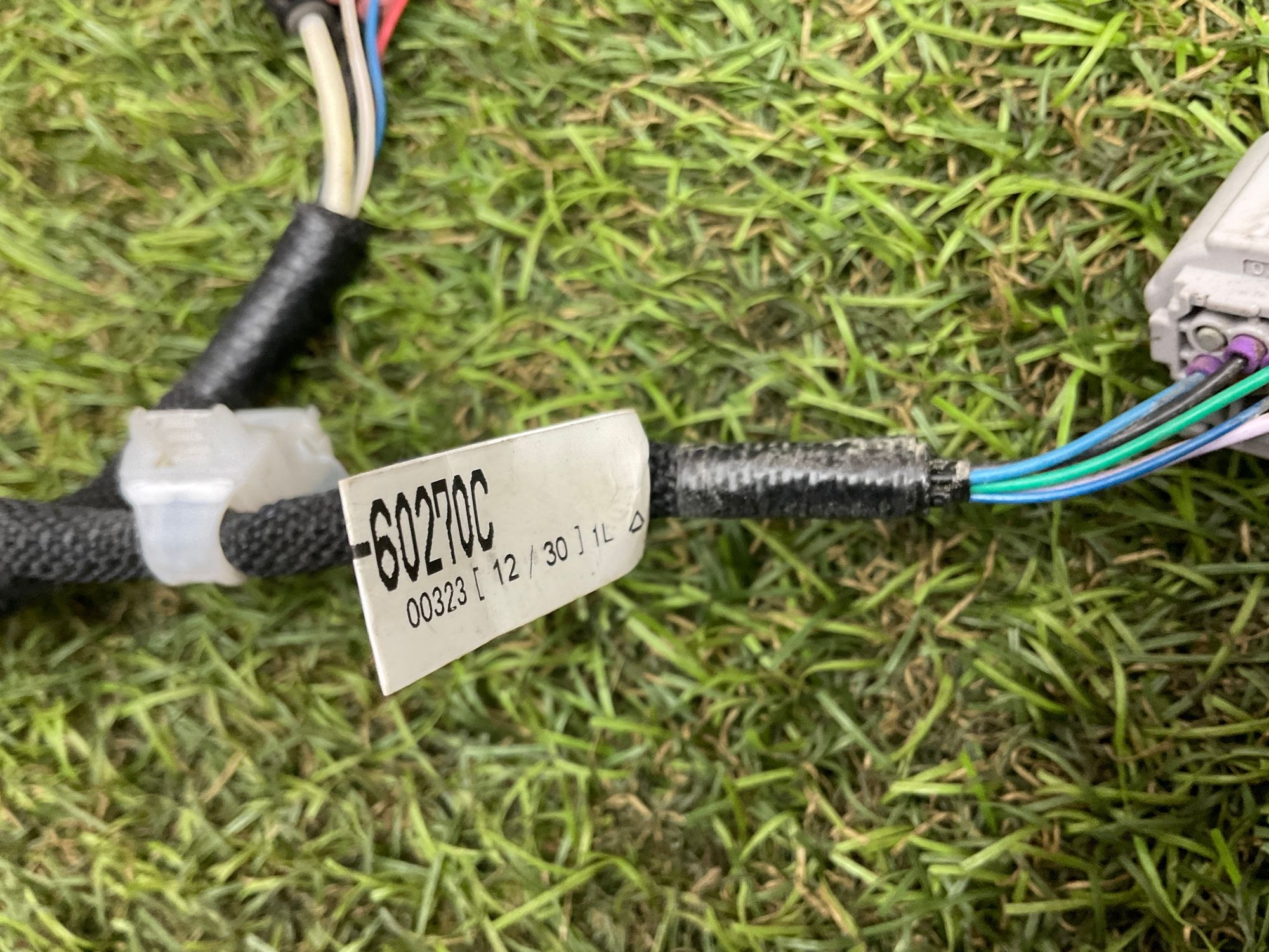 https://ycs.partsauto.market/partsauto-images/thmbs/userImages/h353NjtZg3VDP19b5HMt7LlpbQ93/part/6bd6a02e-b9b4-4f7f-97bd-f28409677c60_1780056514859.jpg