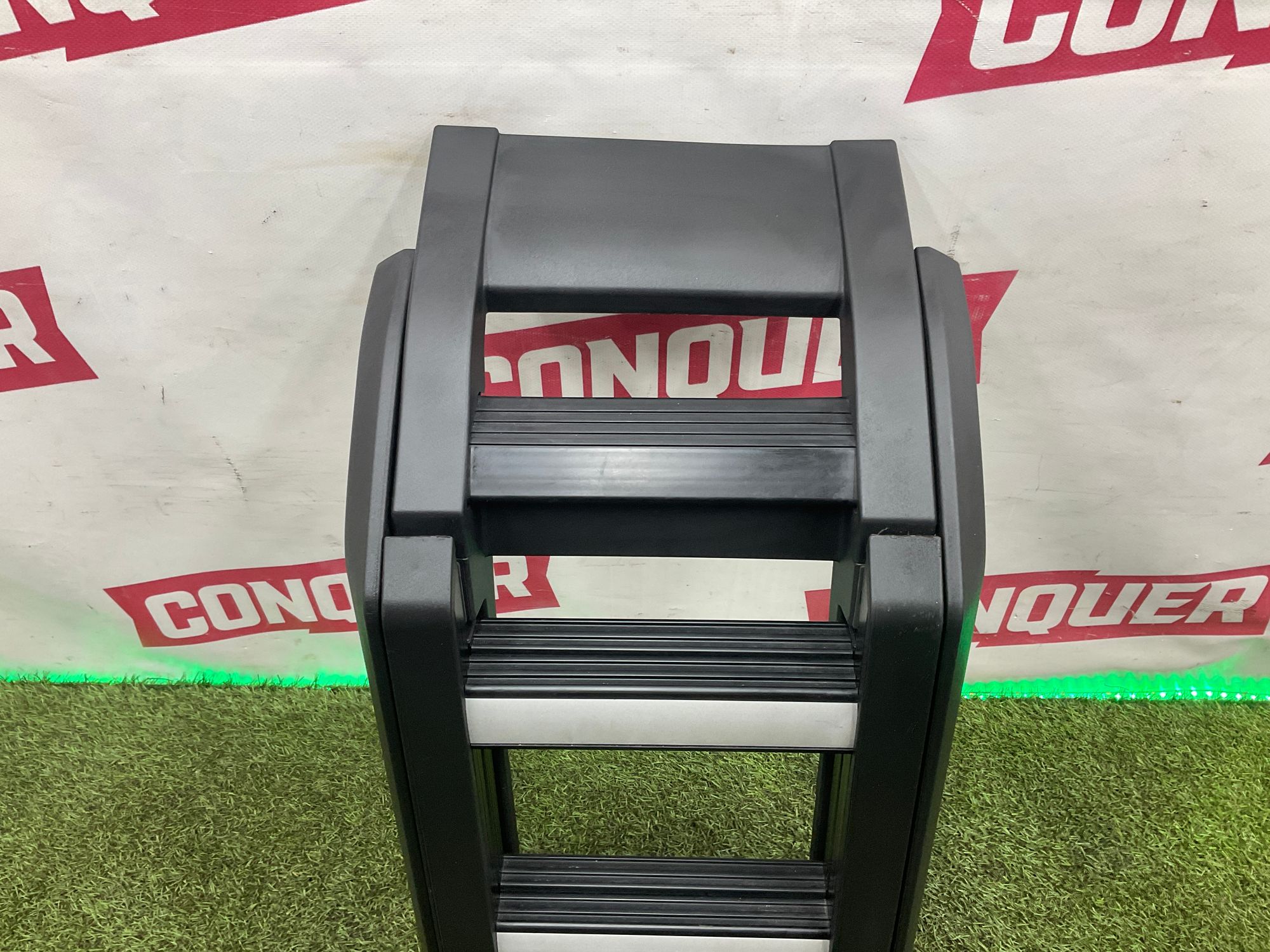 Лестница выдвижная для доступа на крышу Land Rover Defender, II, 25000 рублей, Москва