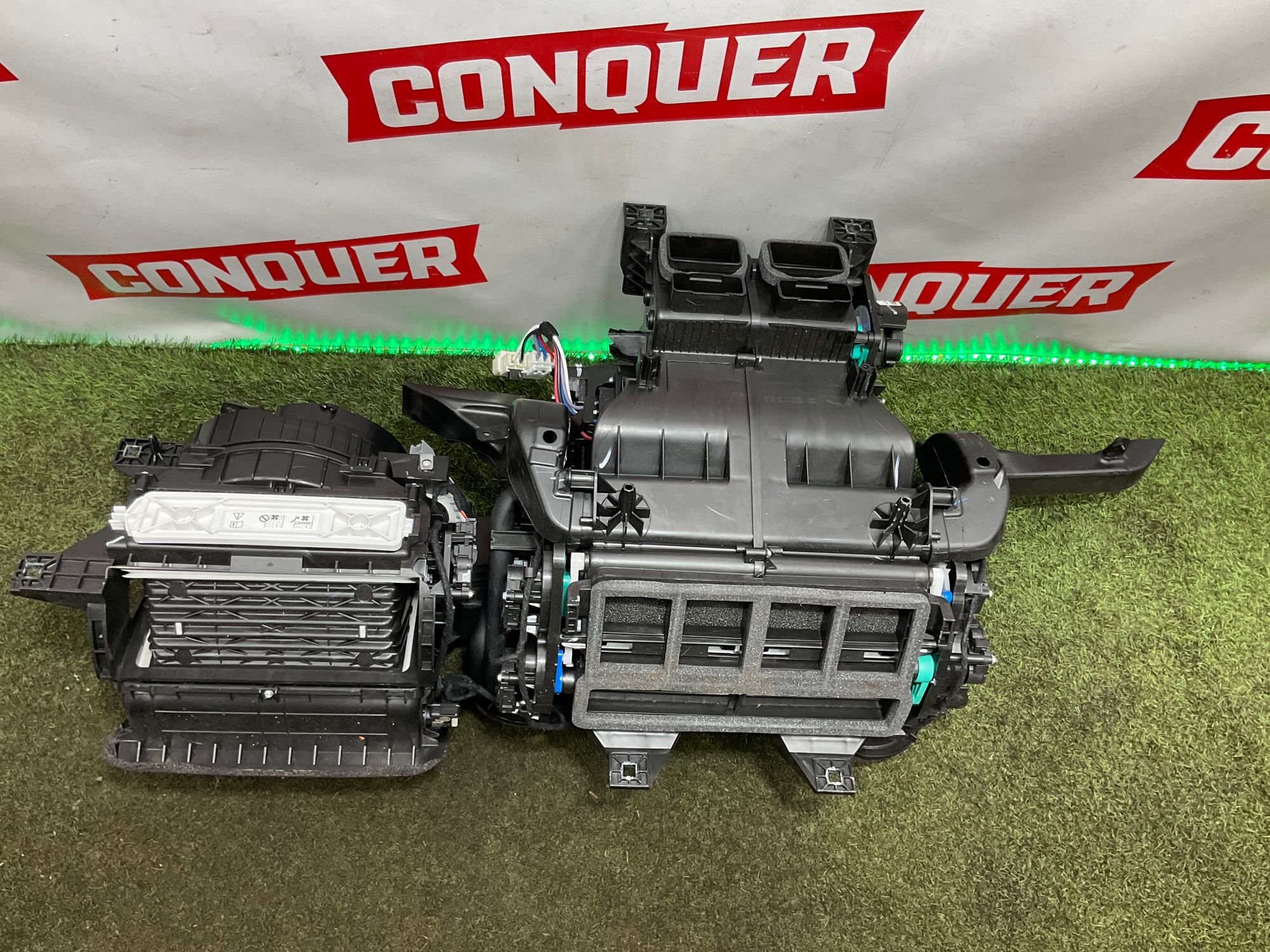 Корпус отопителя Land Rover Defender II 2023, 57000 рублей, Москва