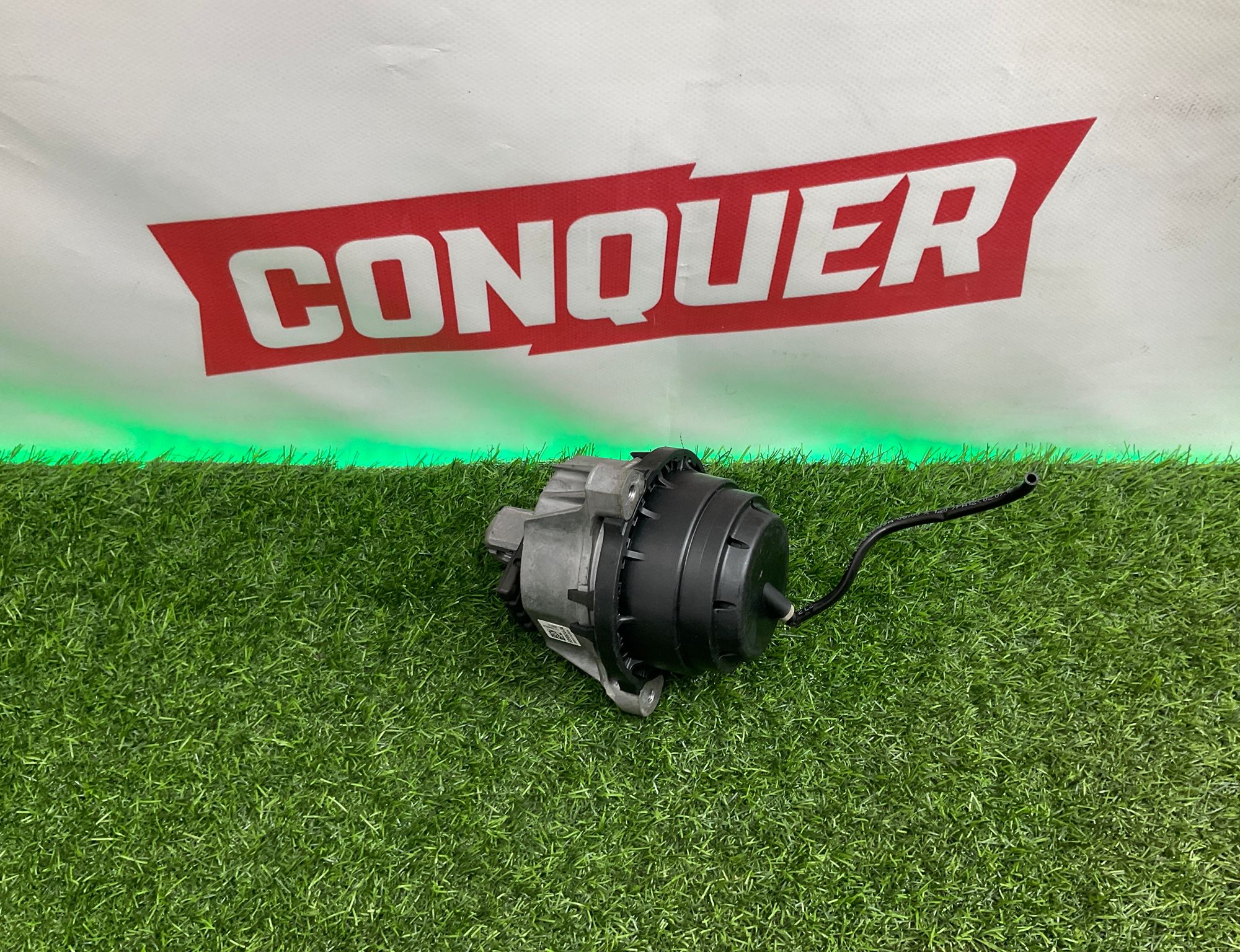 https://ycs.partsauto.market/partsauto-images/thmbs/userImages/h353NjtZg3VDP19b5HMt7LlpbQ93/part/6c770832-ac57-4d12-a80b-df7258207f68_1743512700855.jpg