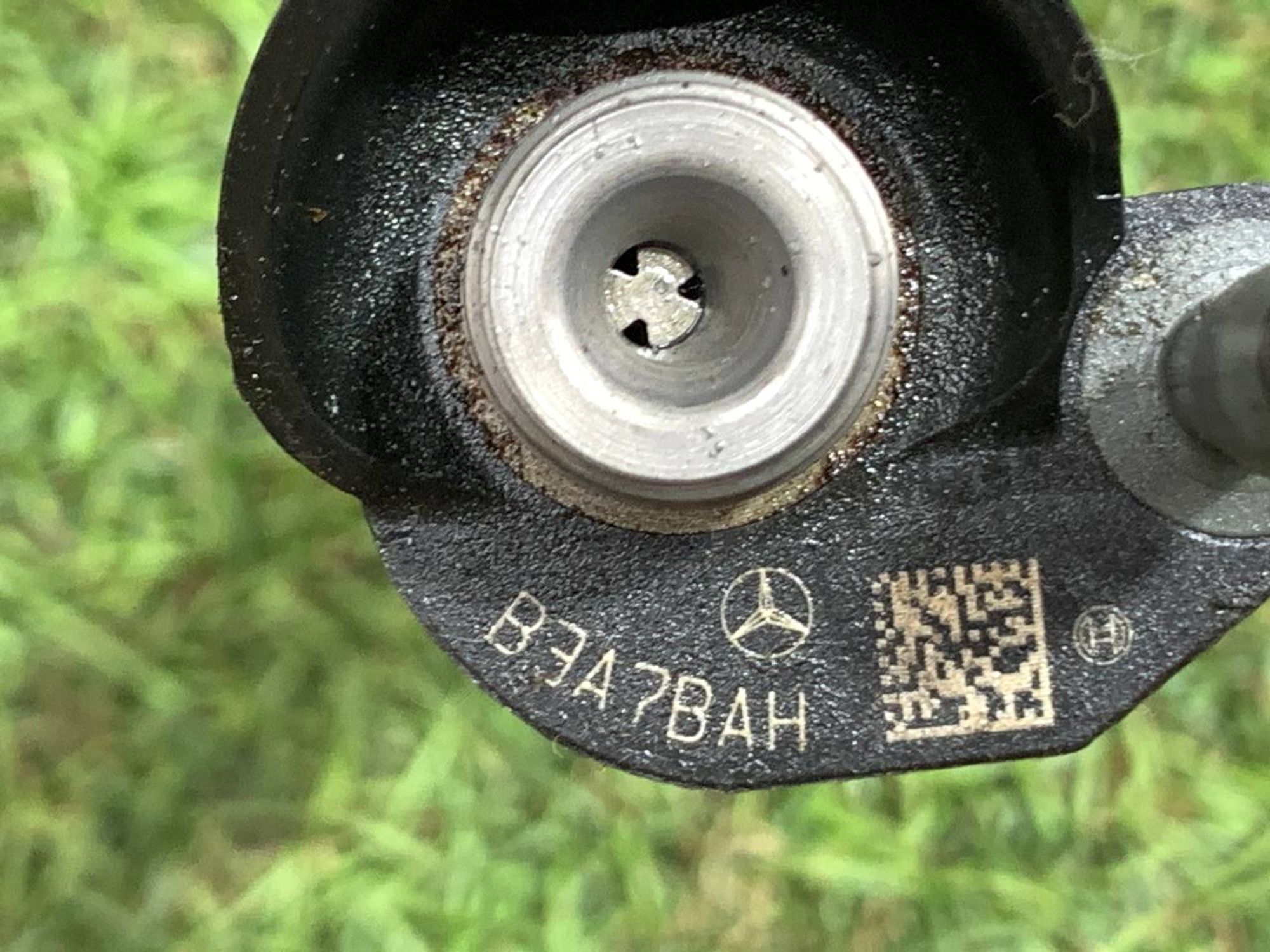https://ycs.partsauto.market/partsauto-images/thmbs/userImages/h353NjtZg3VDP19b5HMt7LlpbQ93/part/6cab0530-d596-47c1-95b5-81a9e71a7ec3_1718811875360.jpg