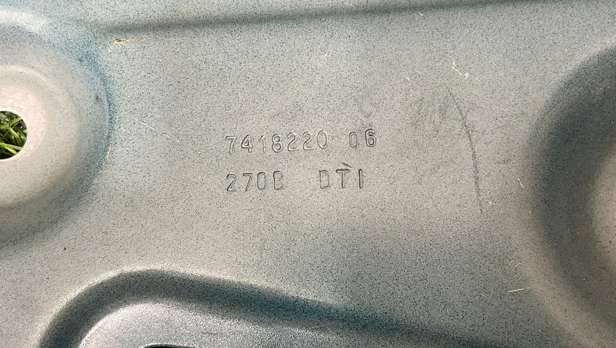 https://ycs.partsauto.market/partsauto-images/thmbs/userImages/h353NjtZg3VDP19b5HMt7LlpbQ93/part/6d1d0c26-072a-41cf-b35e-0fb5bac55143_1735052098369.jpg