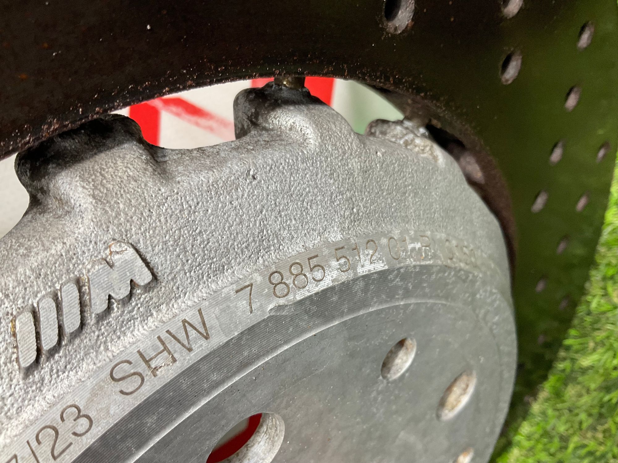 https://ycs.partsauto.market/partsauto-images/thmbs/userImages/h353NjtZg3VDP19b5HMt7LlpbQ93/part/6d22a0f1-9ef9-40d5-8dc1-7a15ec83837d_1784374745326.jpg
