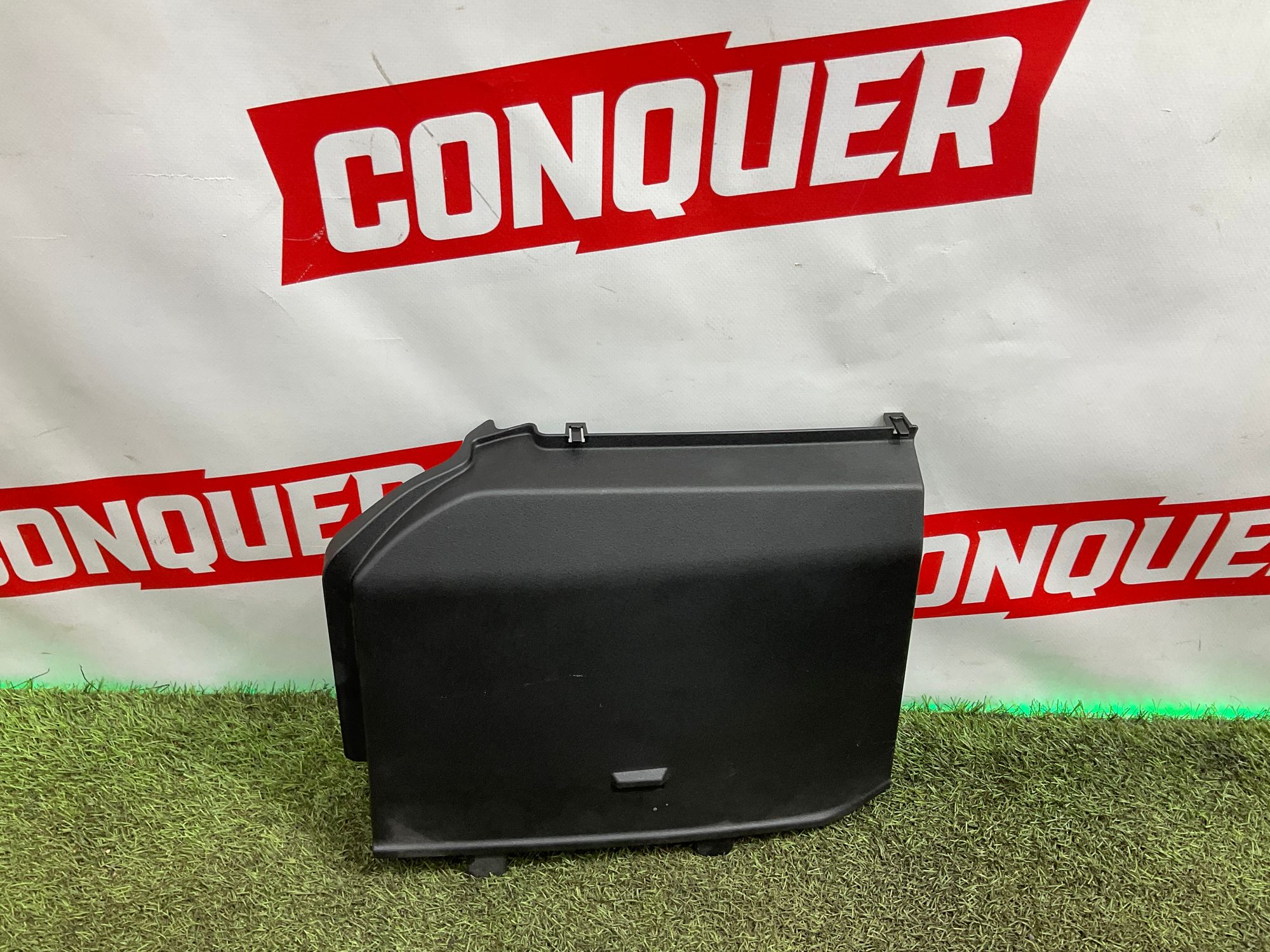 Крышка моторного отсека правая Toyota Land Cruiser 300 (2021—2023) 2022, 7000 рублей, Москва