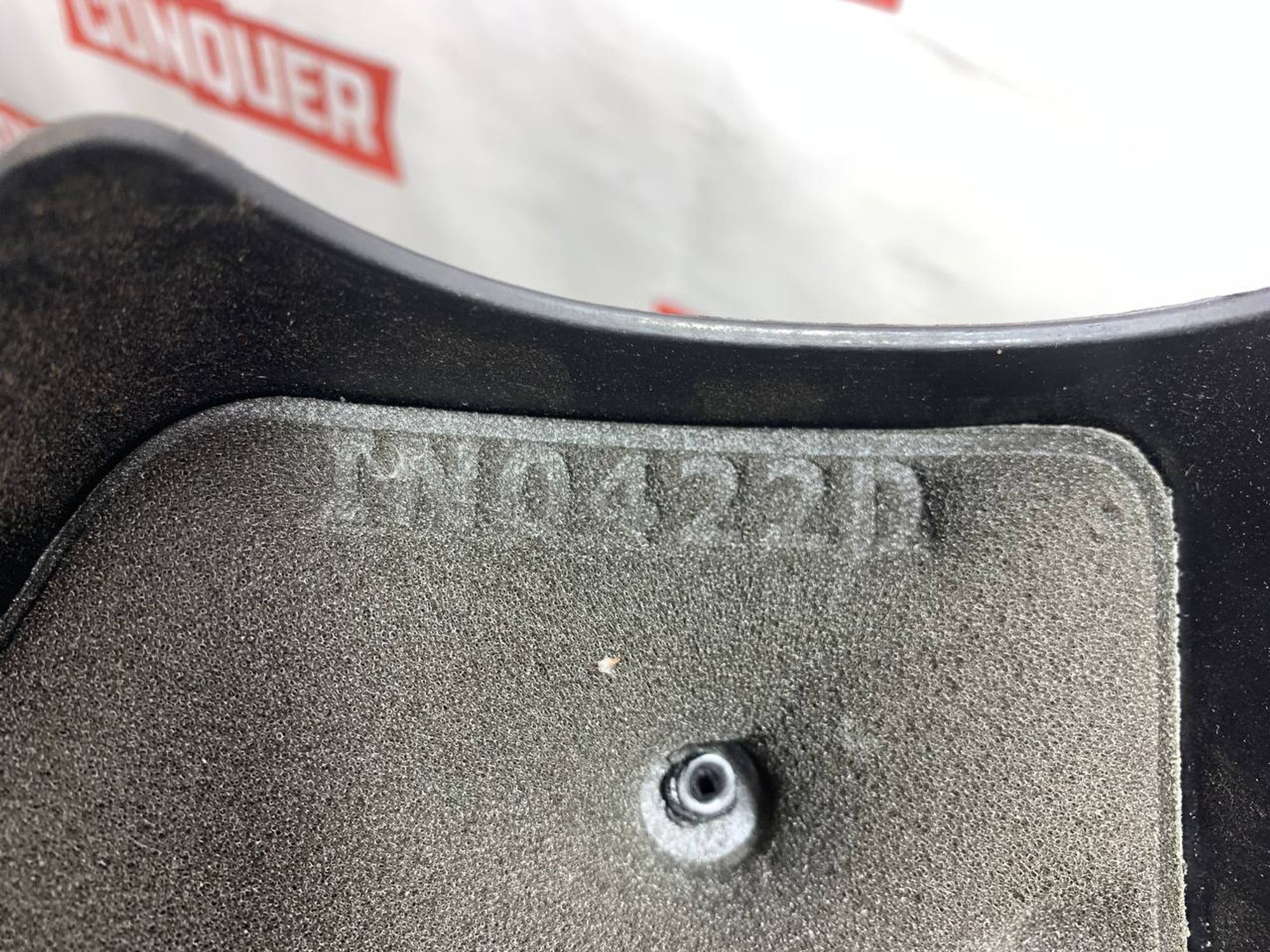 https://ycs.partsauto.market/partsauto-images/thmbs/userImages/h353NjtZg3VDP19b5HMt7LlpbQ93/part/6d6a0af8-7294-4f9f-b43e-c30c83d66135_1713441461562.jpg