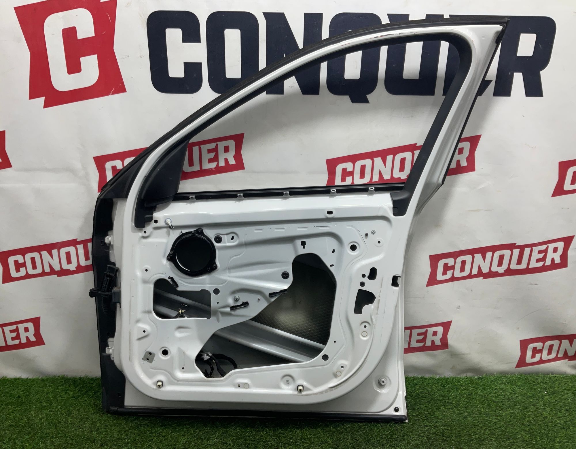 https://ycs.partsauto.market/partsauto-images/thmbs/userImages/h353NjtZg3VDP19b5HMt7LlpbQ93/part/6dad8d6b-2d12-4b5e-ac9f-d4d630d5779f_1737386533800.jpg