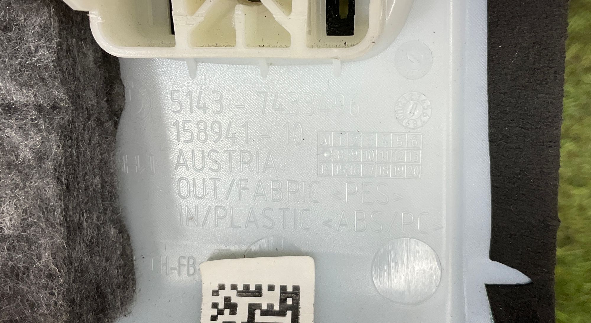 Обшивка задней стойки правая BMW M8 F92 2019, 3000 рублей, Москва