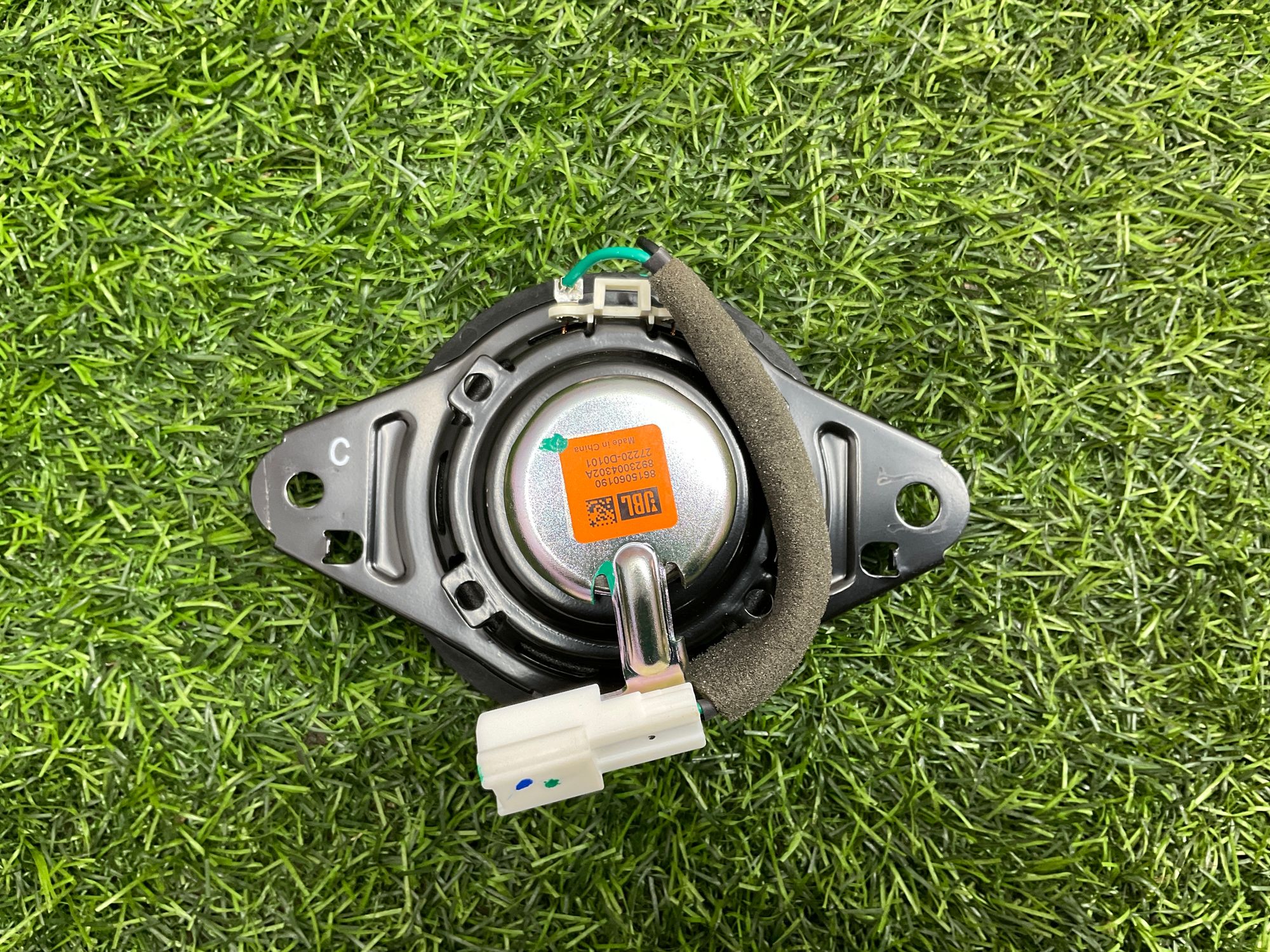https://ycs.partsauto.market/partsauto-images/thmbs/userImages/h353NjtZg3VDP19b5HMt7LlpbQ93/part/6eba4daf-3175-4654-be28-aac0bf9c58e3_1738742501496.jpg