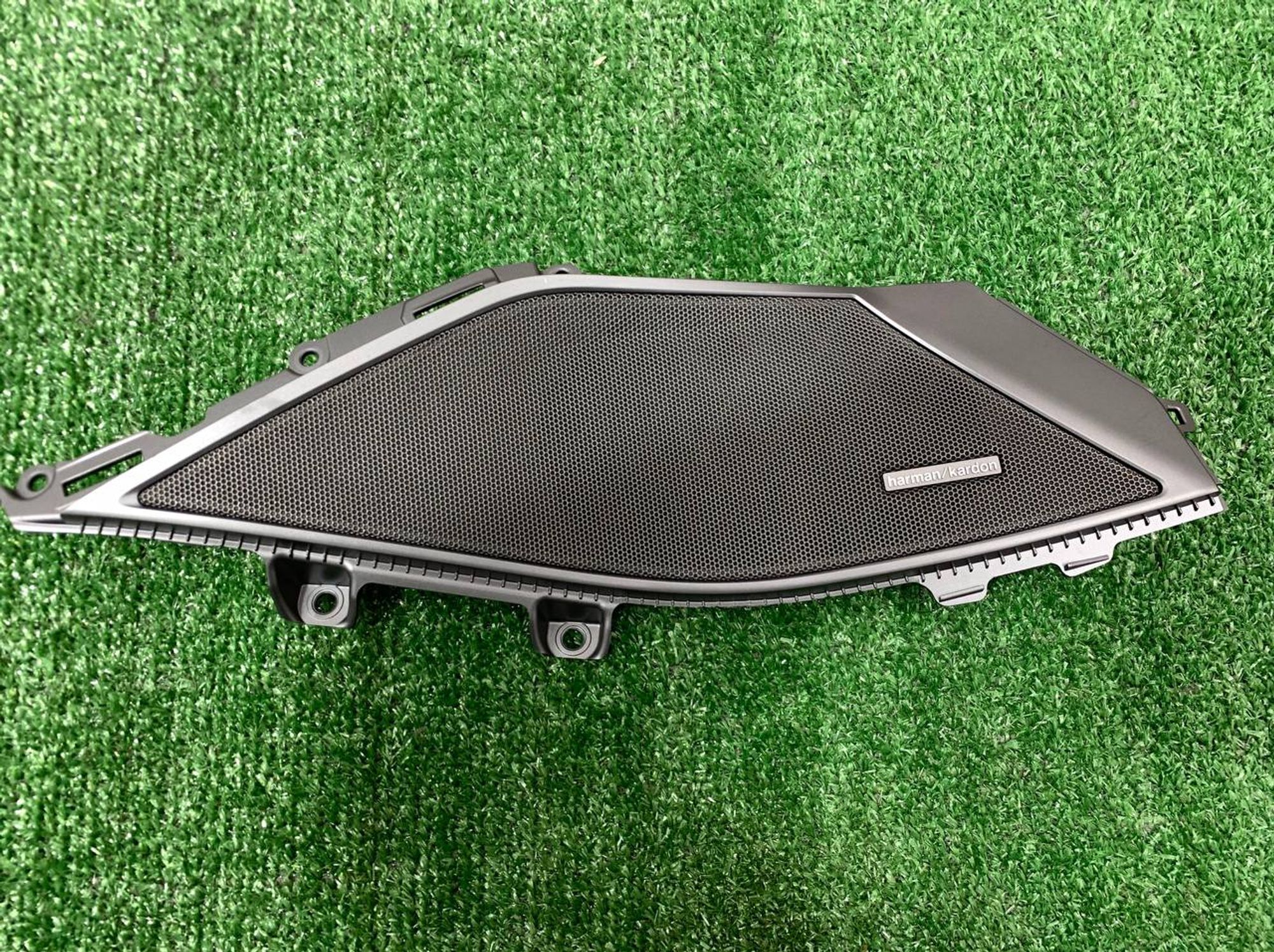 https://ycs.partsauto.market/partsauto-images/thmbs/userImages/h353NjtZg3VDP19b5HMt7LlpbQ93/part/6eea11d5-e3ec-4100-b4fd-a5eeb8501be9_1728475355691.jpg