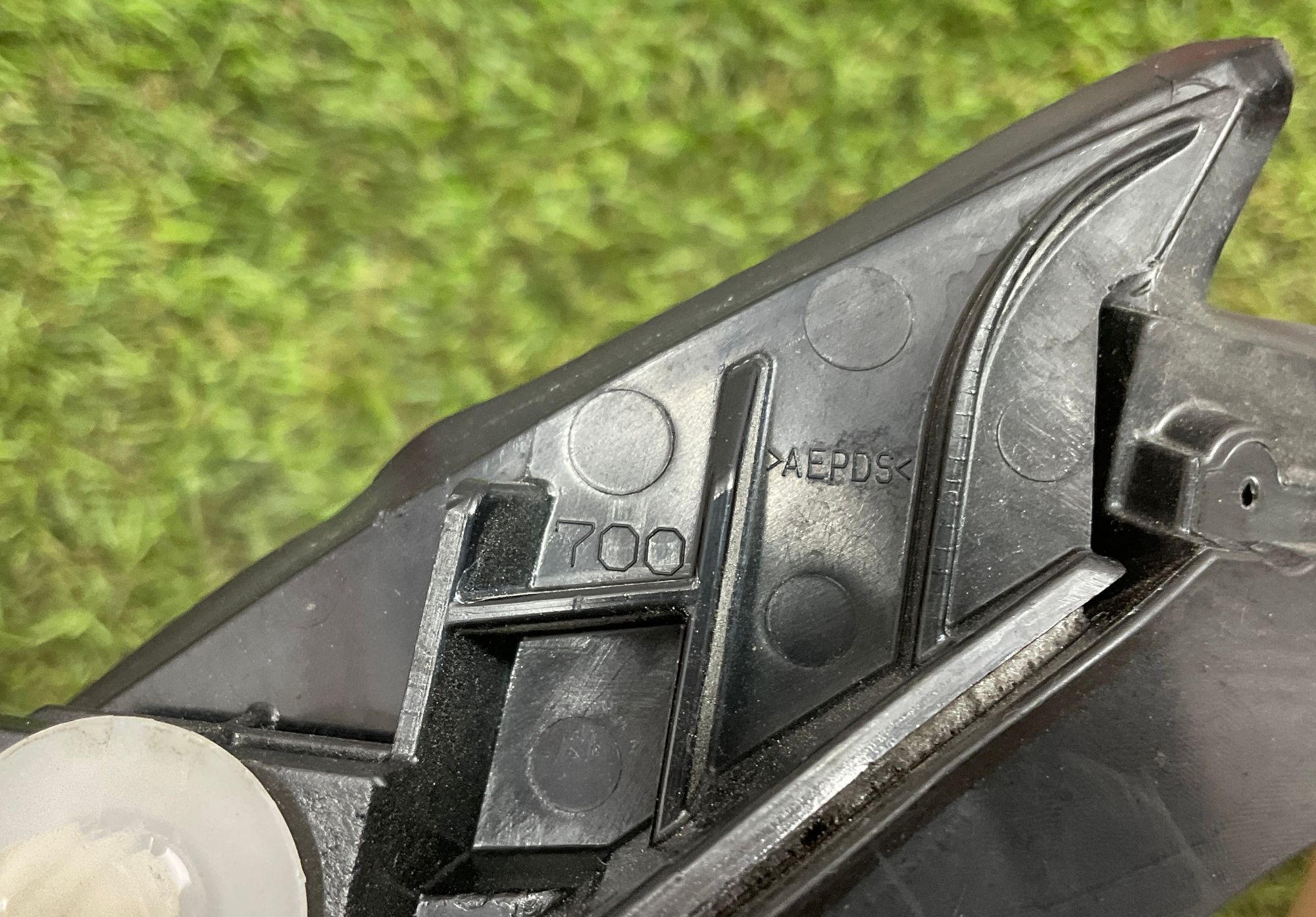 https://ycs.partsauto.market/partsauto-images/thmbs/userImages/h353NjtZg3VDP19b5HMt7LlpbQ93/part/6f9d5794-967a-41d4-a194-dabef59efb28_1780055345701.jpg