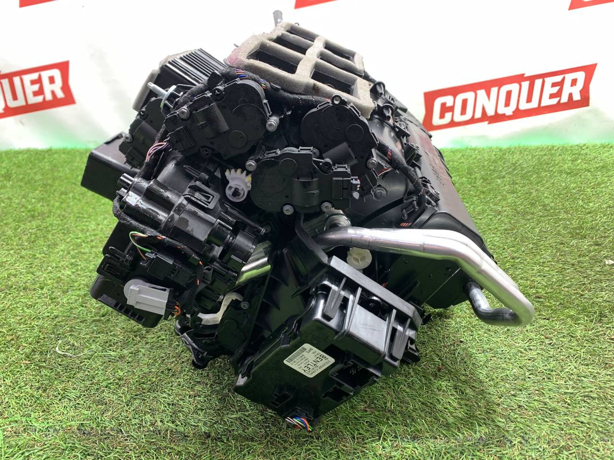 https://ycs.partsauto.market/partsauto-images/thmbs/userImages/h353NjtZg3VDP19b5HMt7LlpbQ93/part/6fb8d92b-2403-4e52-a54d-fc3a98af6fa4_1709198892268.jpg