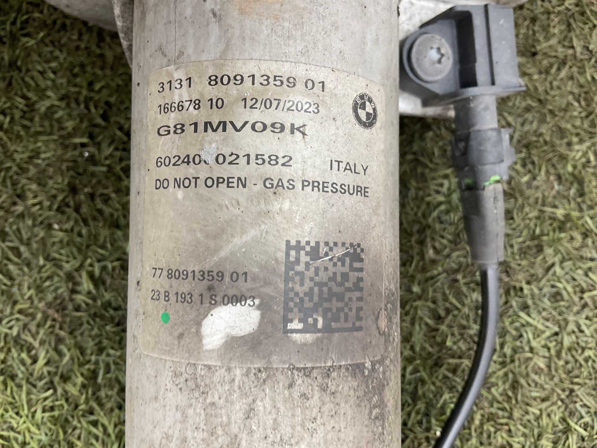 Стойка амортизатора передняя левая BMW M3 G81 2022, 100000 рублей, Москва