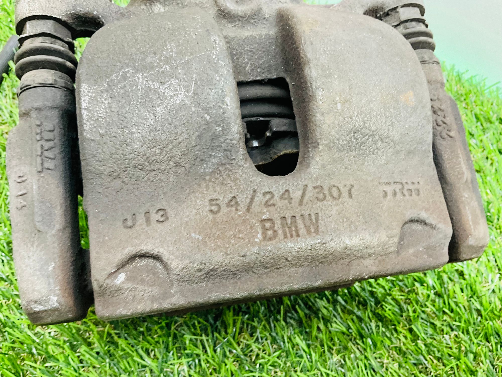 Суппорт тормозной передний правый BMW BMW 3 серия, G20/G21 (2018—2023) 2019, 5000 рублей, Москва