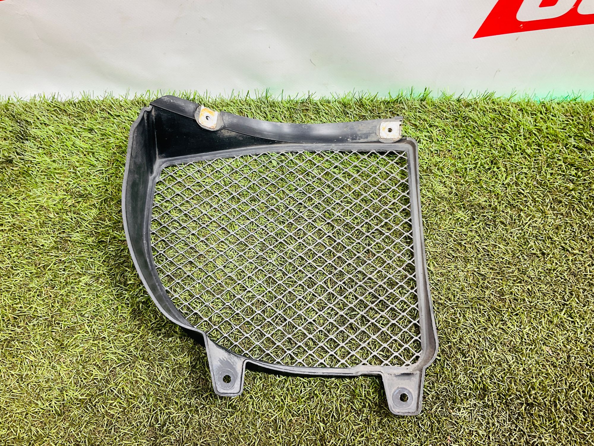 Решетка вентиляционная переднего подкрылка левая Porsche 911 GT3 991 Рестайлинг 2018, 8000 рублей, Москва