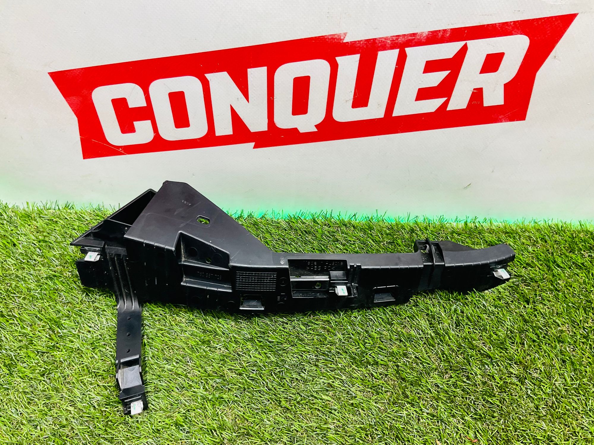https://ycs.partsauto.market/partsauto-images/thmbs/userImages/h353NjtZg3VDP19b5HMt7LlpbQ93/part/705a868f-c862-4918-81b5-b458060908df_1785851819693.jpg