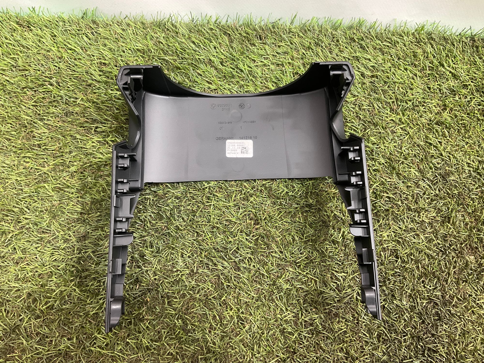 Кожух рулевой колонки  BMW M8, F91/F92/F93 2019, 2000 рублей, Москва