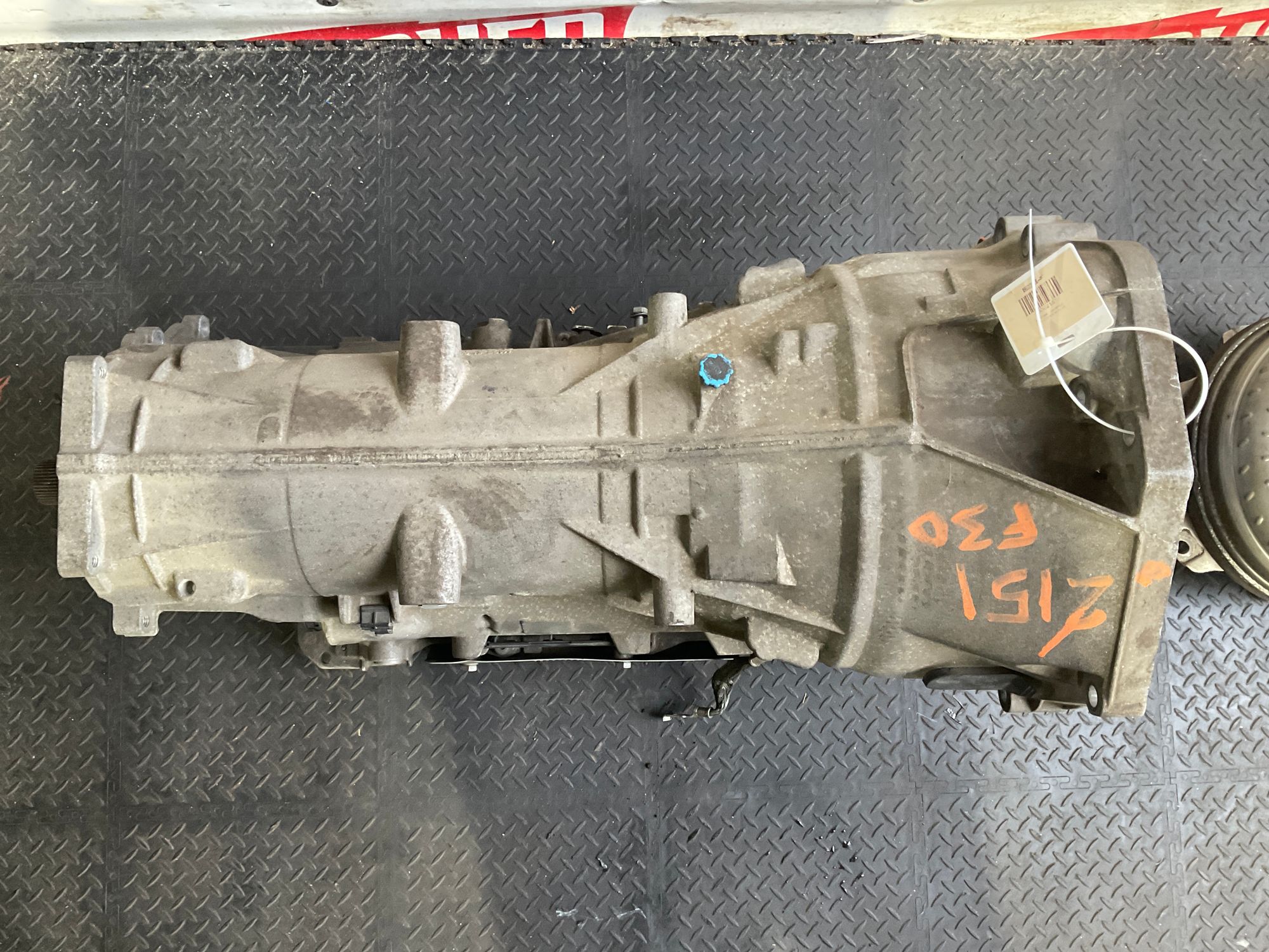 https://ycs.partsauto.market/partsauto-images/thmbs/userImages/h353NjtZg3VDP19b5HMt7LlpbQ93/part/70f28486-367c-4ee8-9ef1-2167bcb646c3_1742223831464.jpg