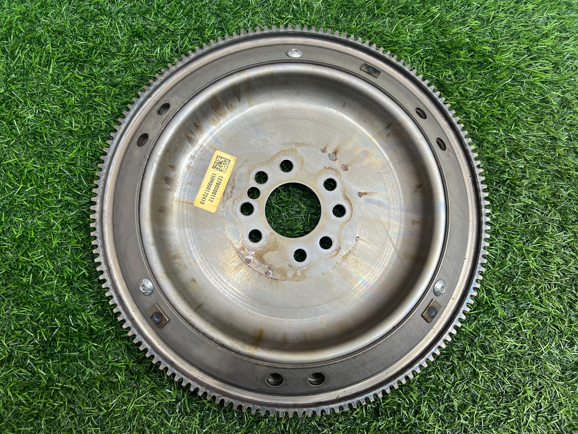 https://ycs.partsauto.market/partsauto-images/thmbs/userImages/h353NjtZg3VDP19b5HMt7LlpbQ93/part/70fd554d-0928-4257-9b6c-bb94d8760e37_1743606905746.jpg