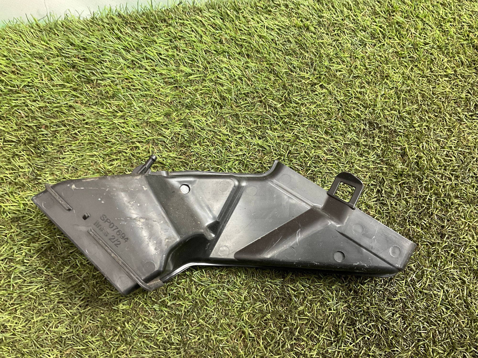 Водосток капота BMW M5, F90 рестайлинг, 1000 рублей, Москва