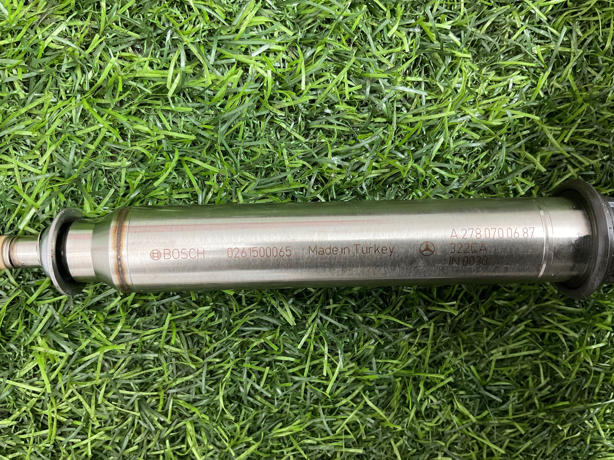 https://ycs.partsauto.market/partsauto-images/thmbs/userImages/h353NjtZg3VDP19b5HMt7LlpbQ93/part/71e8011b-359a-4eab-8b39-eb93e3c3bbba_1743584953024.jpg