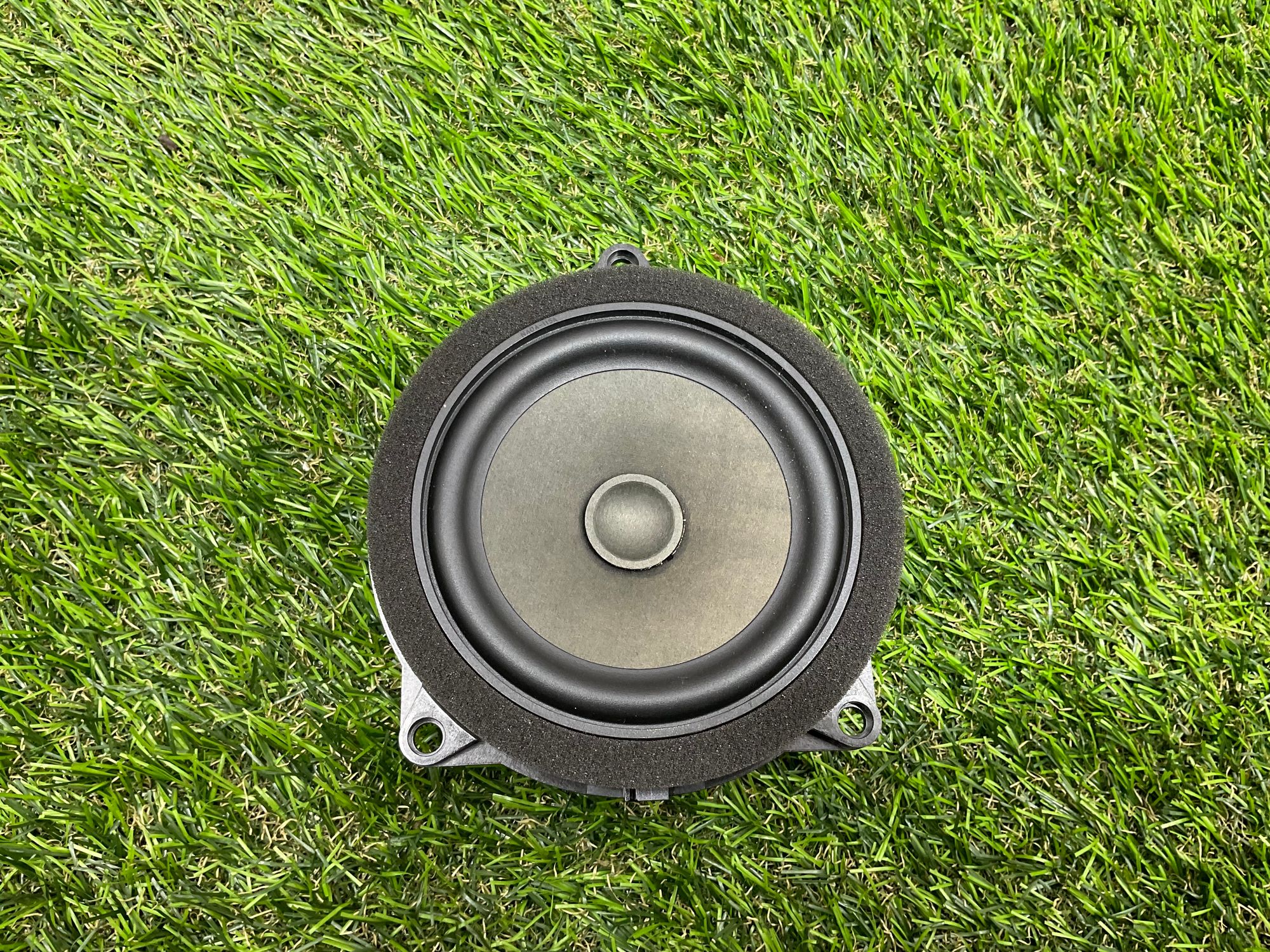 https://ycs.partsauto.market/partsauto-images/thmbs/userImages/h353NjtZg3VDP19b5HMt7LlpbQ93/part/7256c57f-55d8-4564-9c3f-a25811e5147e_1781353204110.jpg