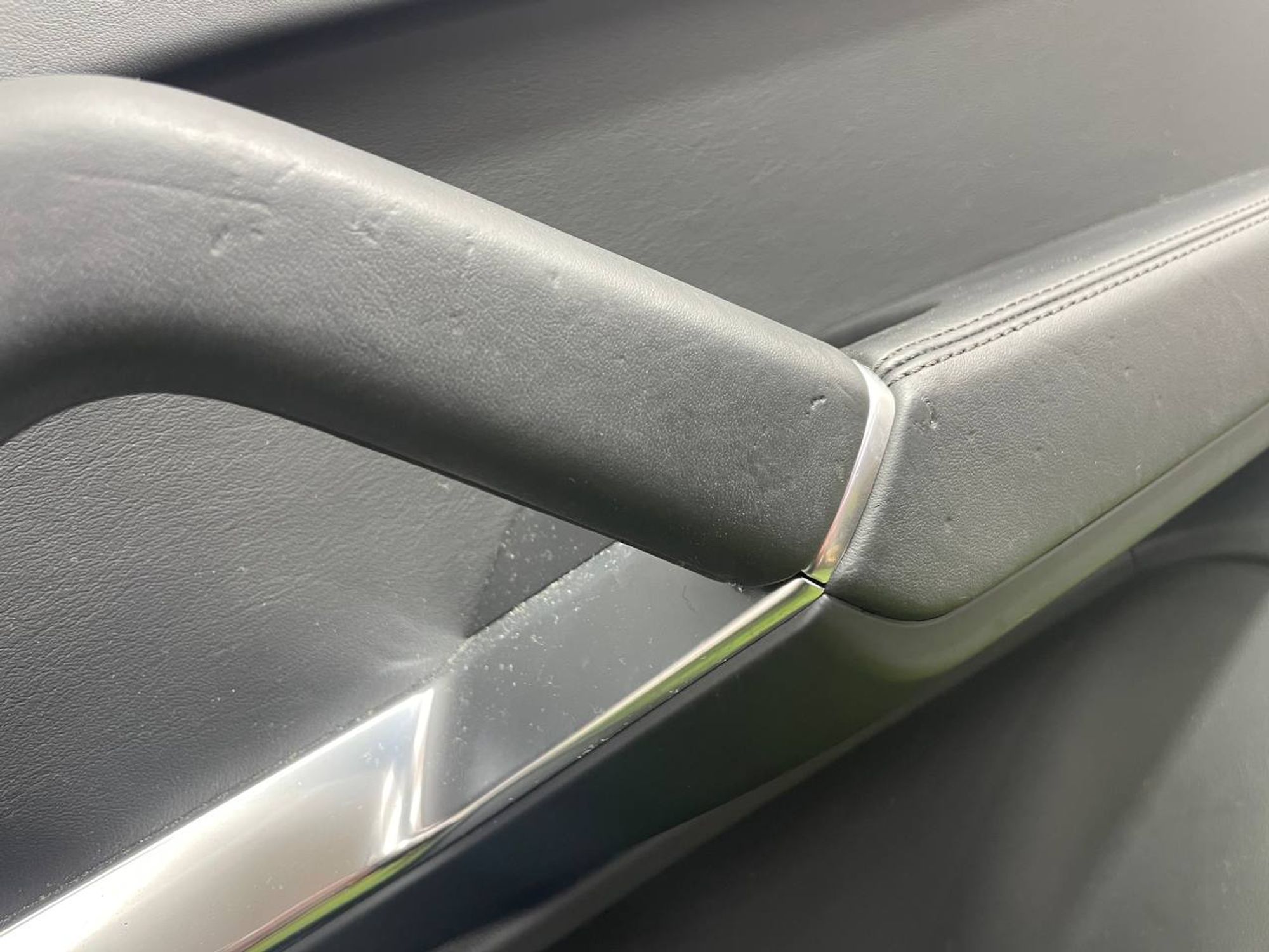 https://ycs.partsauto.market/partsauto-images/thmbs/userImages/h353NjtZg3VDP19b5HMt7LlpbQ93/part/72c8b230-07b6-4678-bdd5-c5eca6842566_1710750229724.jpg