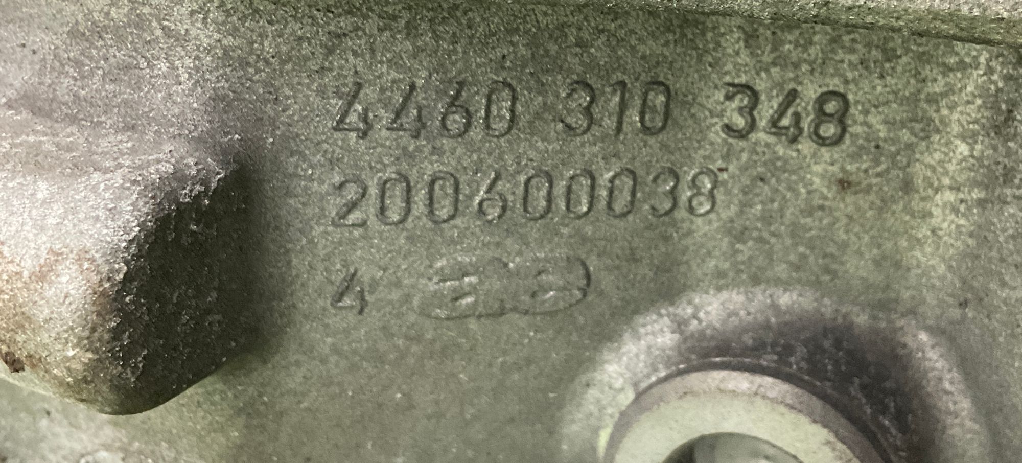 https://ycs.partsauto.market/partsauto-images/thmbs/userImages/h353NjtZg3VDP19b5HMt7LlpbQ93/part/7376e479-b013-4b3c-817d-d1ced972d5f0_1748251826519.jpg
