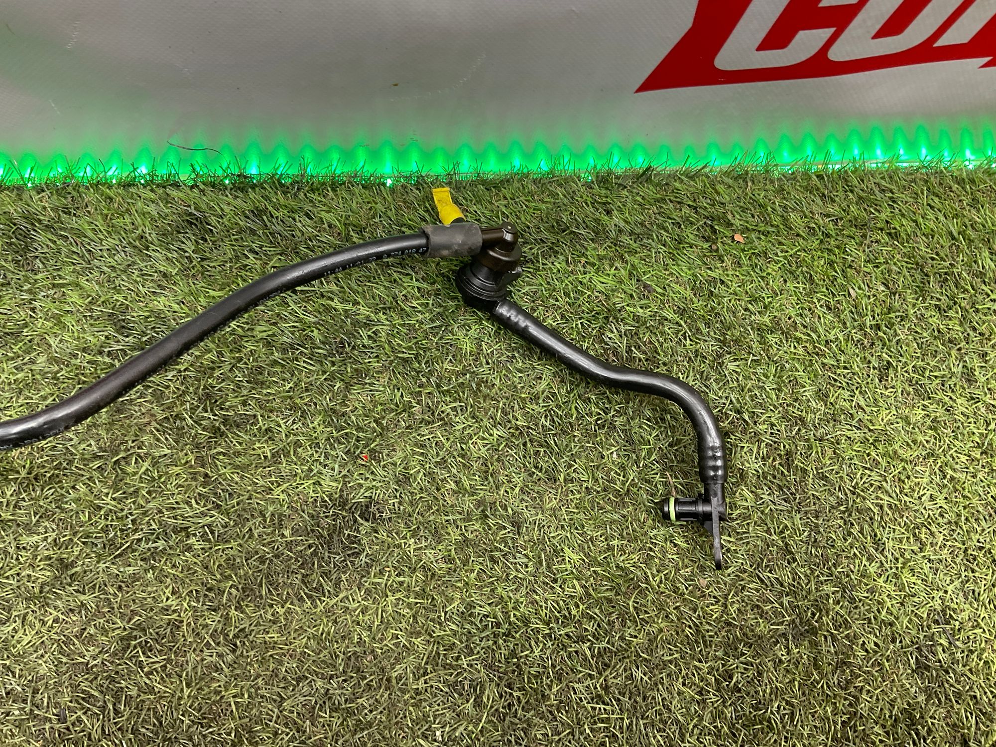 Трубка вакуумная M 274920 Mercedes-Benz C-Класс, W205, 1000 рублей, Москва