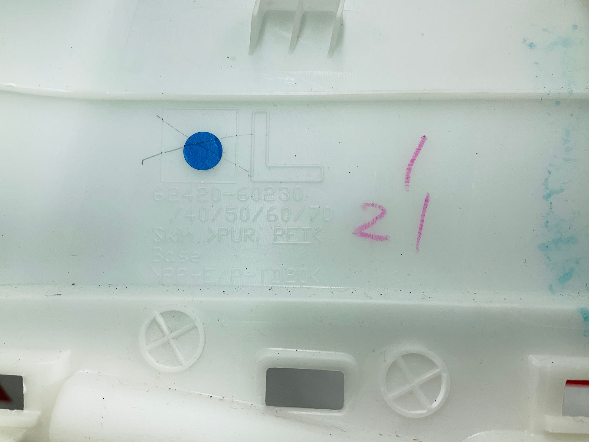 https://ycs.partsauto.market/partsauto-images/thmbs/userImages/h353NjtZg3VDP19b5HMt7LlpbQ93/part/74010b63-9b9c-4749-94a2-622b5892e835_1779699821452.jpg