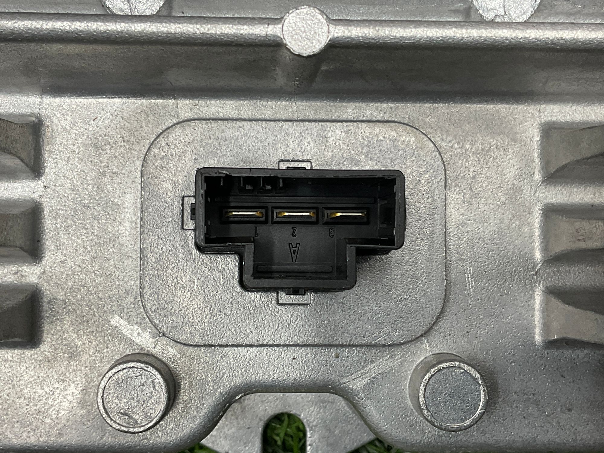 https://ycs.partsauto.market/partsauto-images/thmbs/userImages/h353NjtZg3VDP19b5HMt7LlpbQ93/part/741f19e4-3fc6-4e5a-ac5c-28ec41de072c_1734449562686.jpg