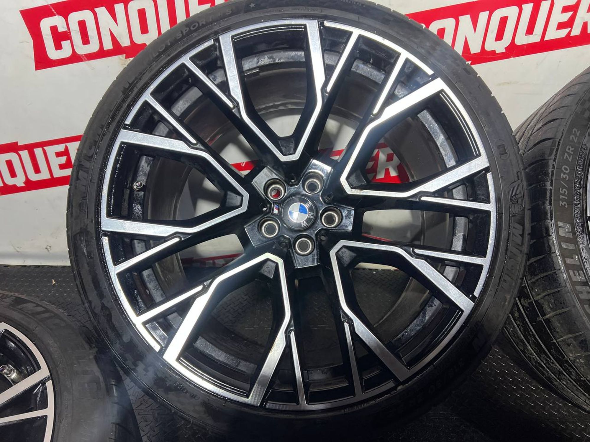 https://ycs.partsauto.market/partsauto-images/thmbs/userImages/h353NjtZg3VDP19b5HMt7LlpbQ93/part/745a1171-a638-406c-bec7-1e69b97b04d2_1733318670181.jpg