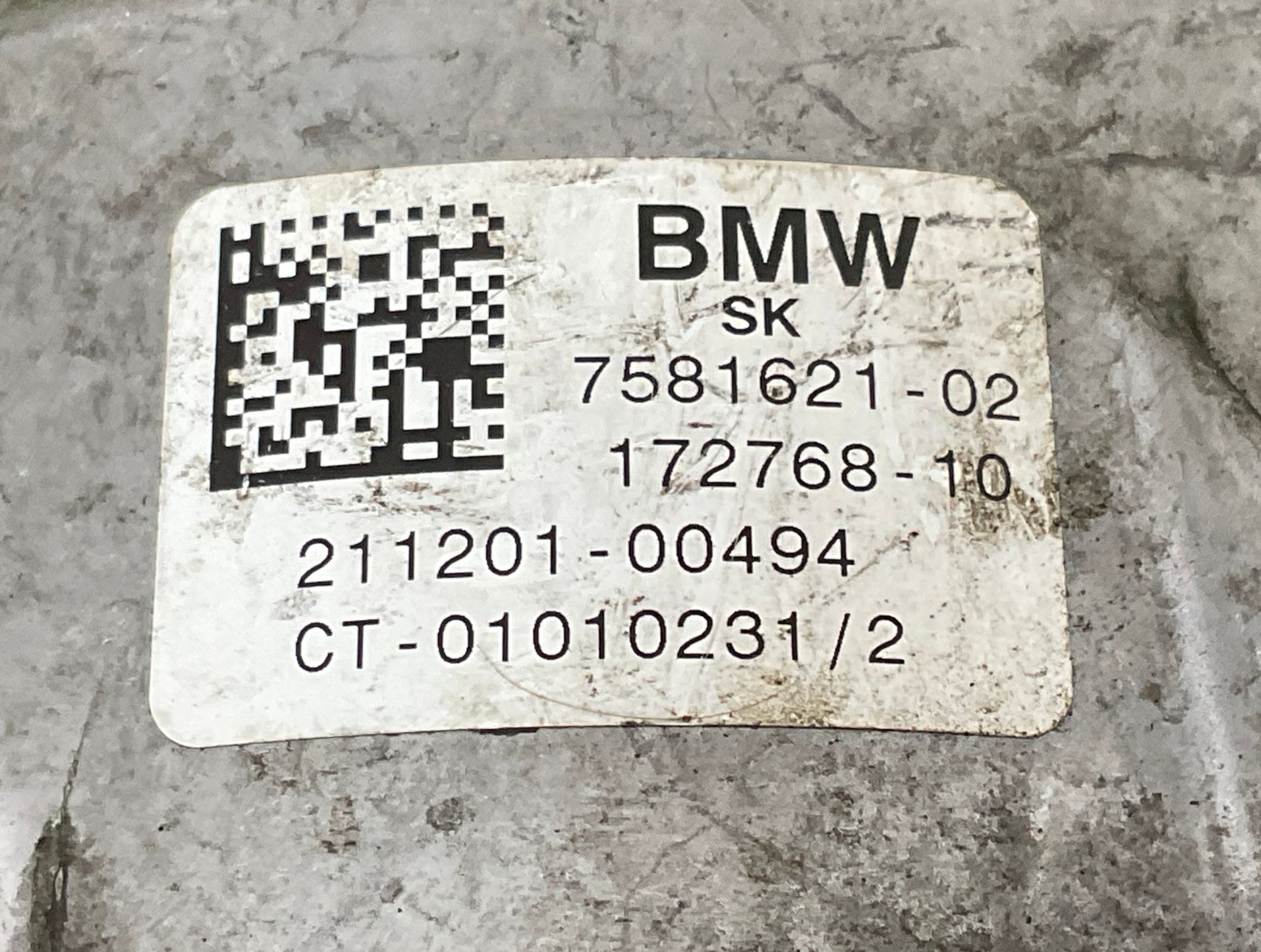 https://ycs.partsauto.market/partsauto-images/thmbs/userImages/h353NjtZg3VDP19b5HMt7LlpbQ93/part/7483b724-2070-4370-8343-5de13ca8457b_1749114851324.jpg