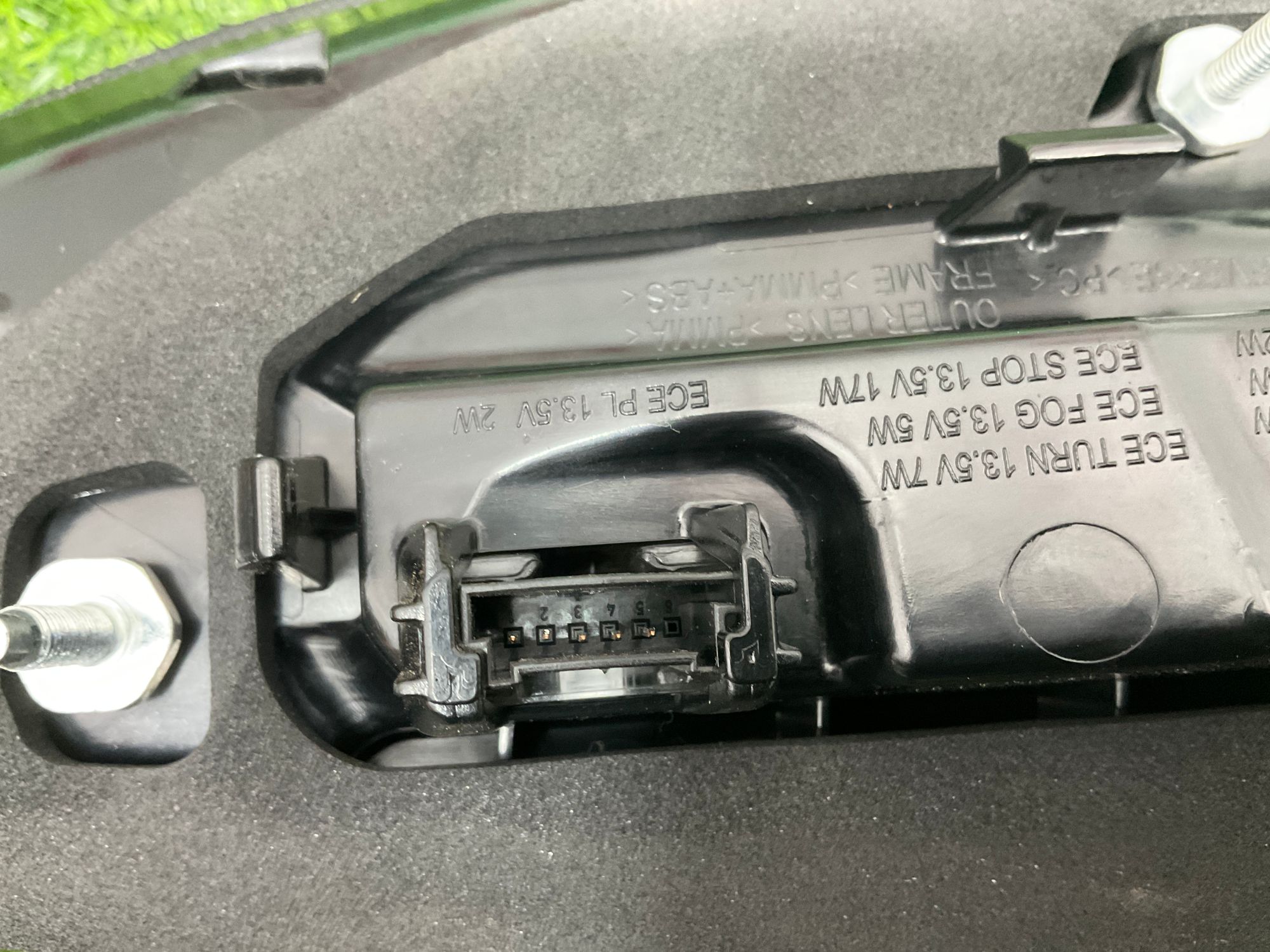 https://ycs.partsauto.market/partsauto-images/thmbs/userImages/h353NjtZg3VDP19b5HMt7LlpbQ93/part/7496eec5-f31b-4e88-afa3-6135ca88979e_1739797361592.jpg