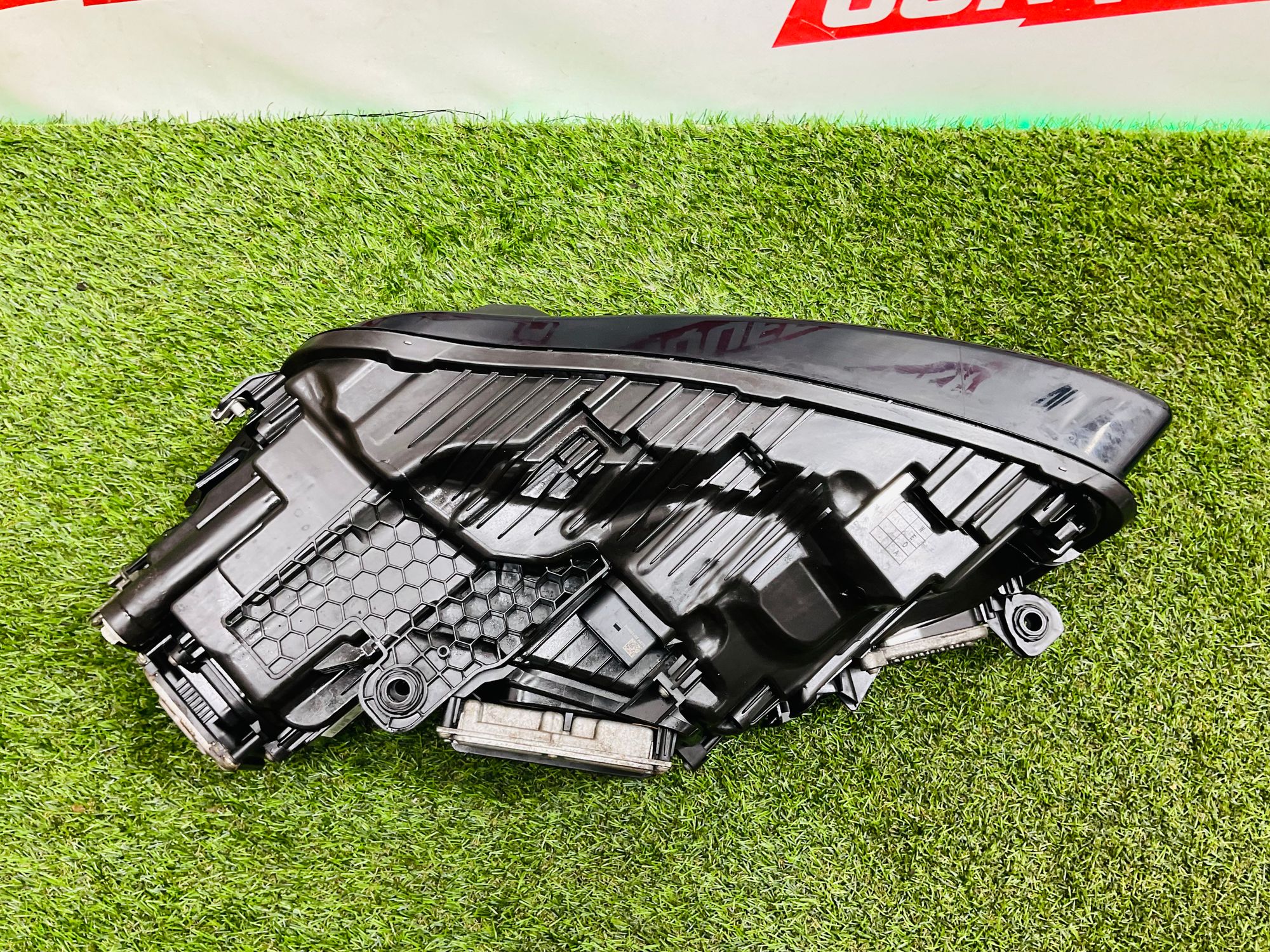 https://ycs.partsauto.market/partsauto-images/thmbs/userImages/h353NjtZg3VDP19b5HMt7LlpbQ93/part/74a36287-4225-4482-a115-f2dec24f2742_1785836510802.jpg