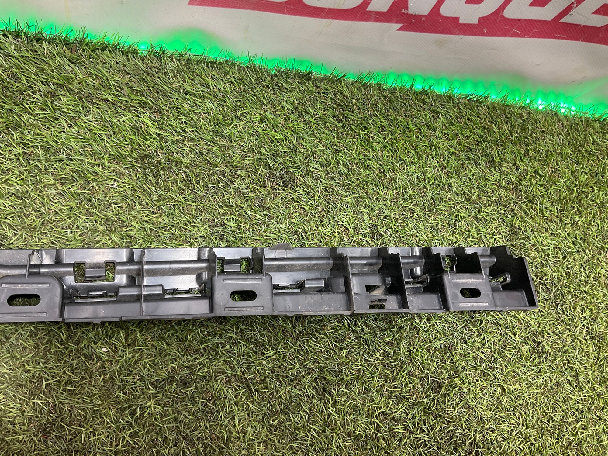 Кронштейн порога задний правый BMW 6 F06, 1000 рублей, Москва