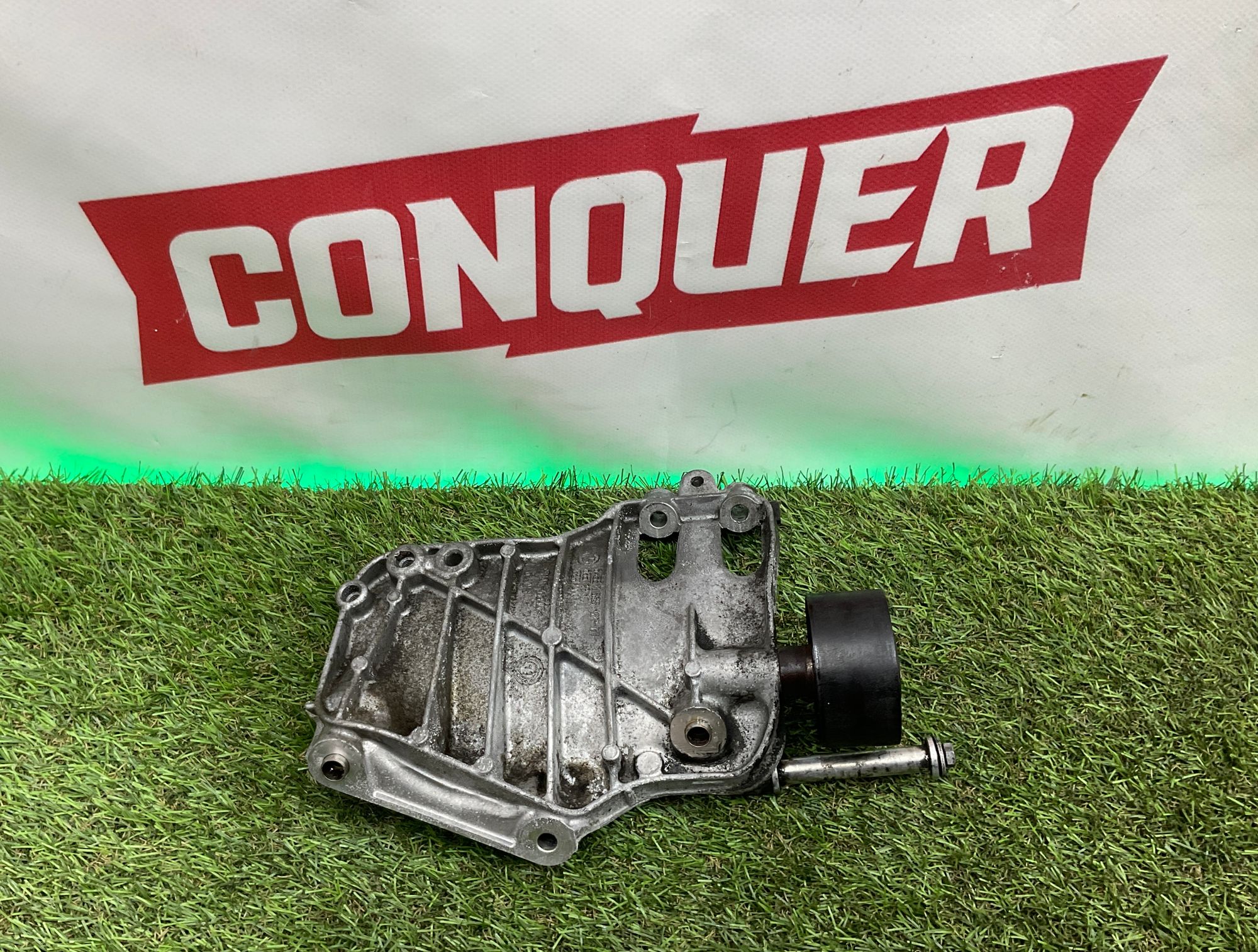 Кронштейн компрессора кондиционера BMW X5, F15, 1000 рублей, Москва