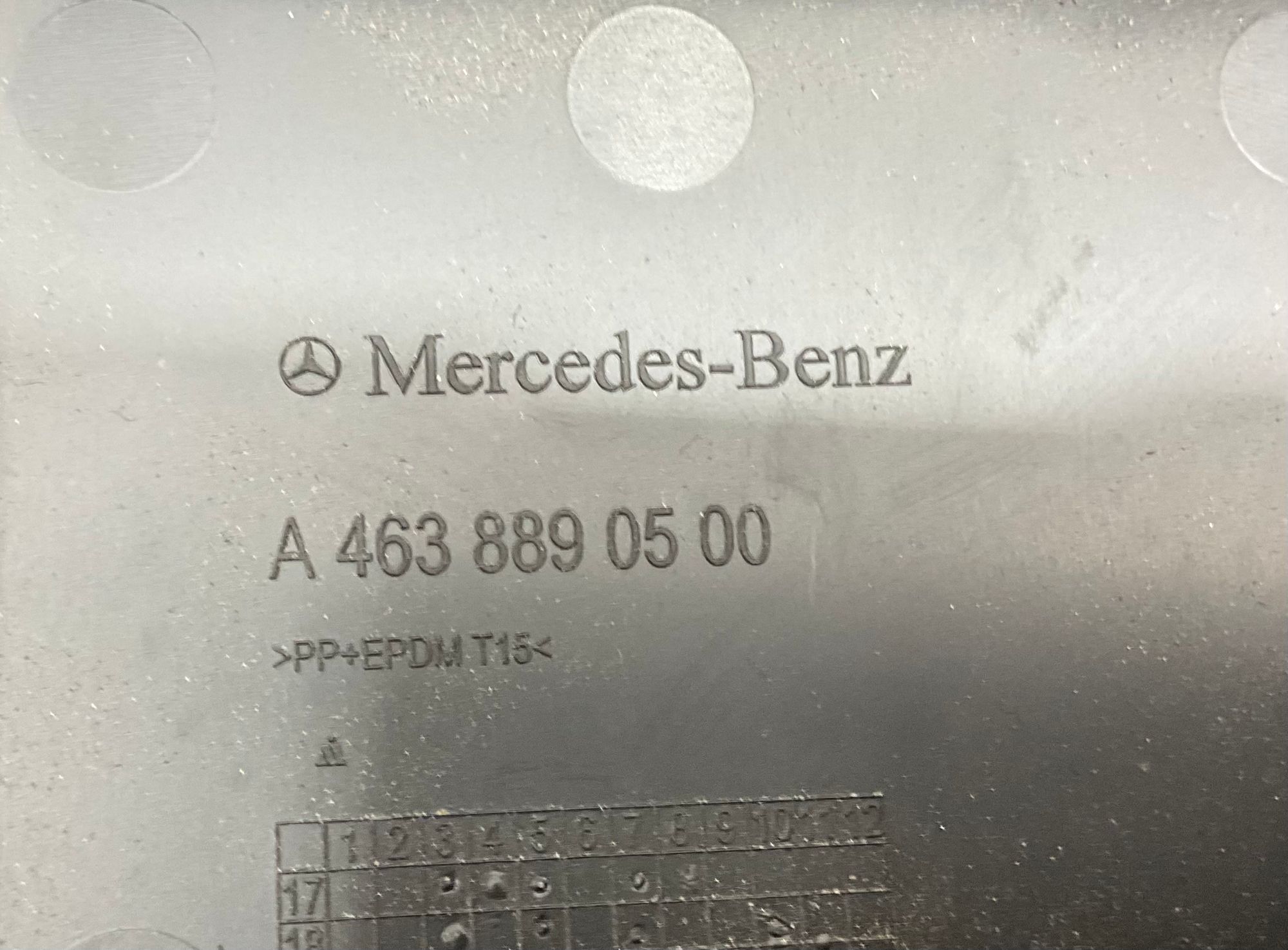 Крышка радара мёртвых зон задний левый Mercedes-Benz G-Класс AMG W463 (2018—2023) 2022, 3000 рублей, Москва