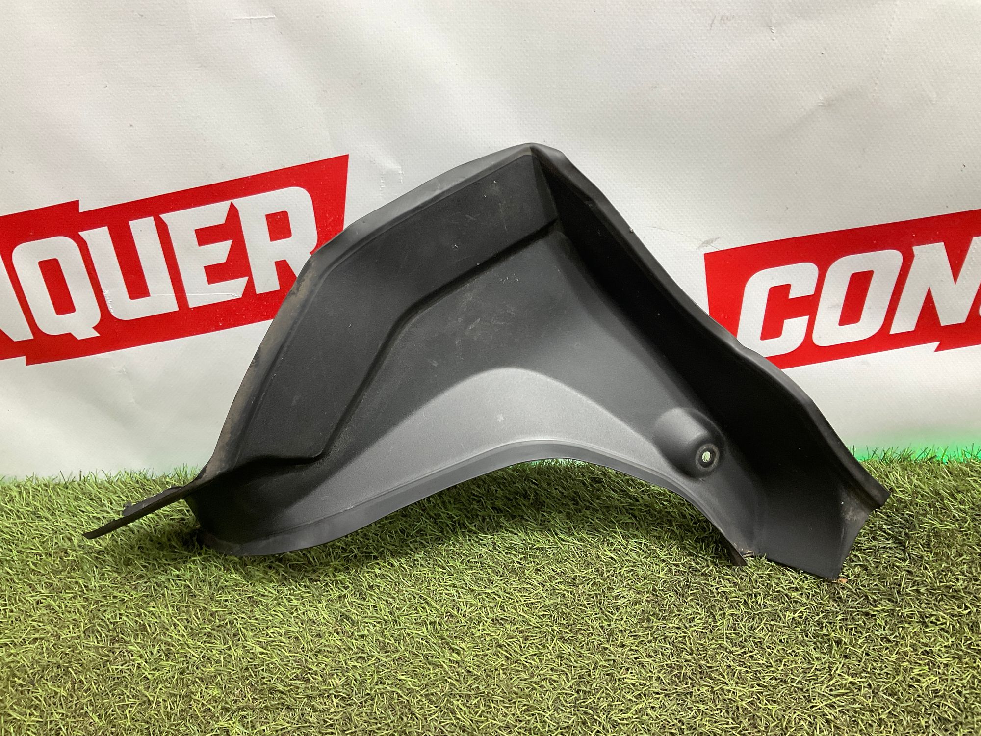 Обшивка крышки багажника левая BMW M8 F92 2019, 3500 рублей, Москва