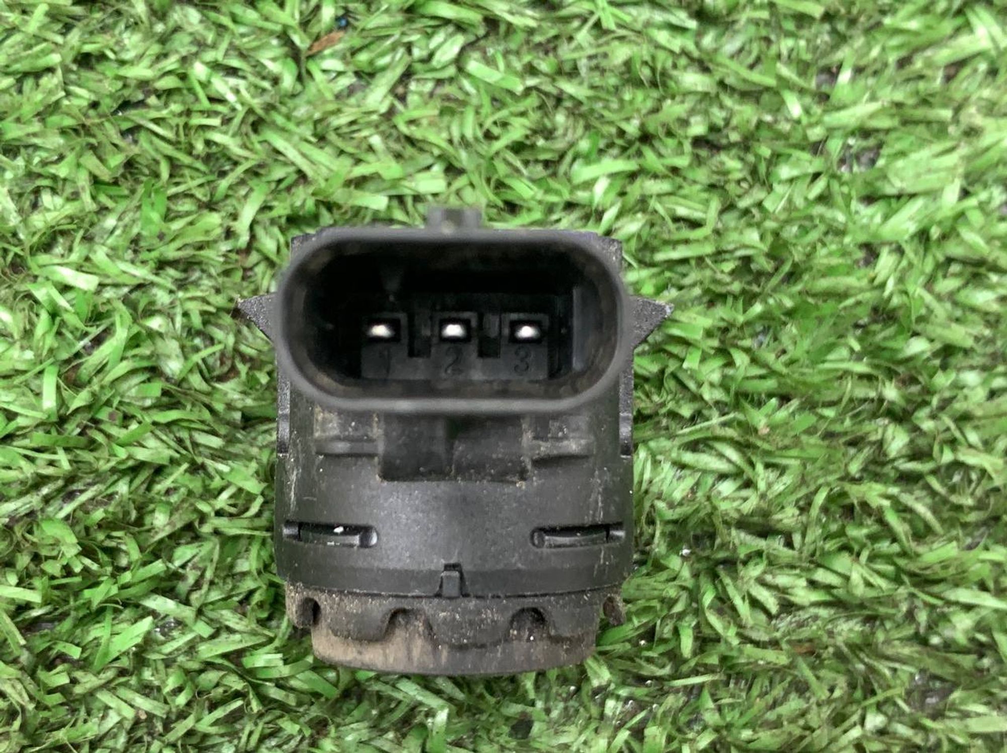 https://ycs.partsauto.market/partsauto-images/thmbs/userImages/h353NjtZg3VDP19b5HMt7LlpbQ93/part/75c07eb4-ea3f-4ec0-bfde-3c0699d79693_1725351929719.jpg